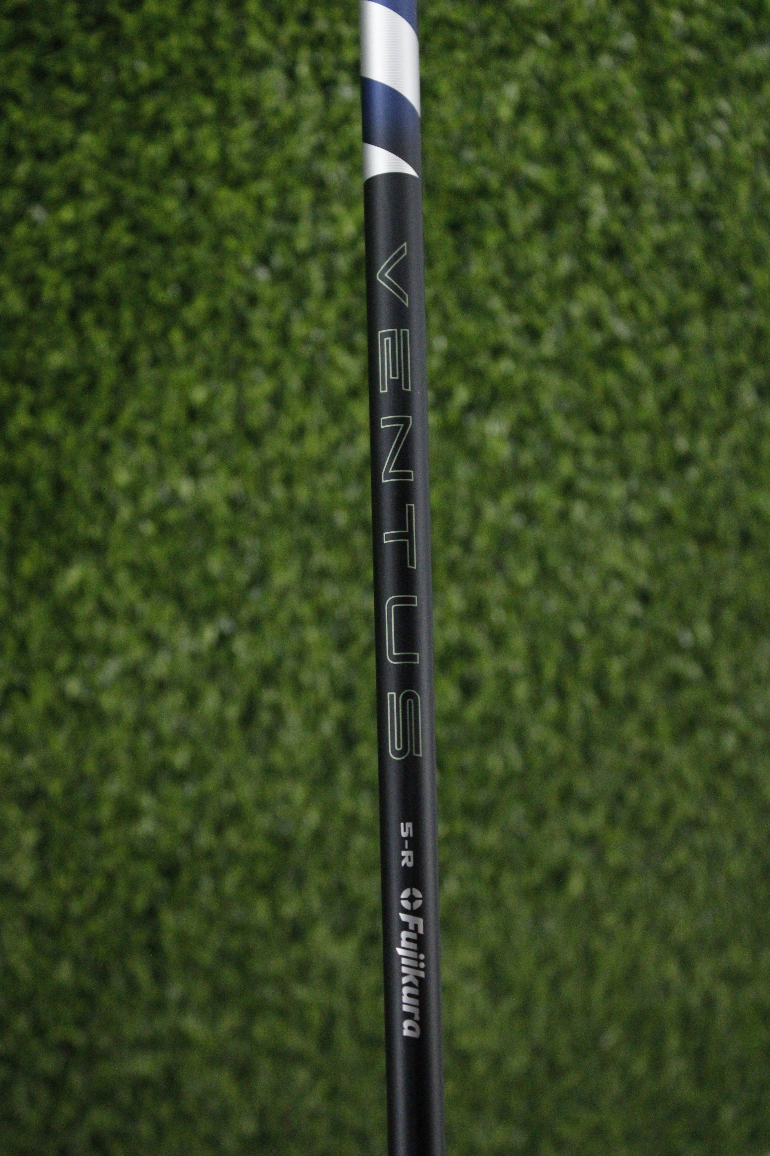 NEW TaylorMade Qi35 10.5° Driver R Flex 45"