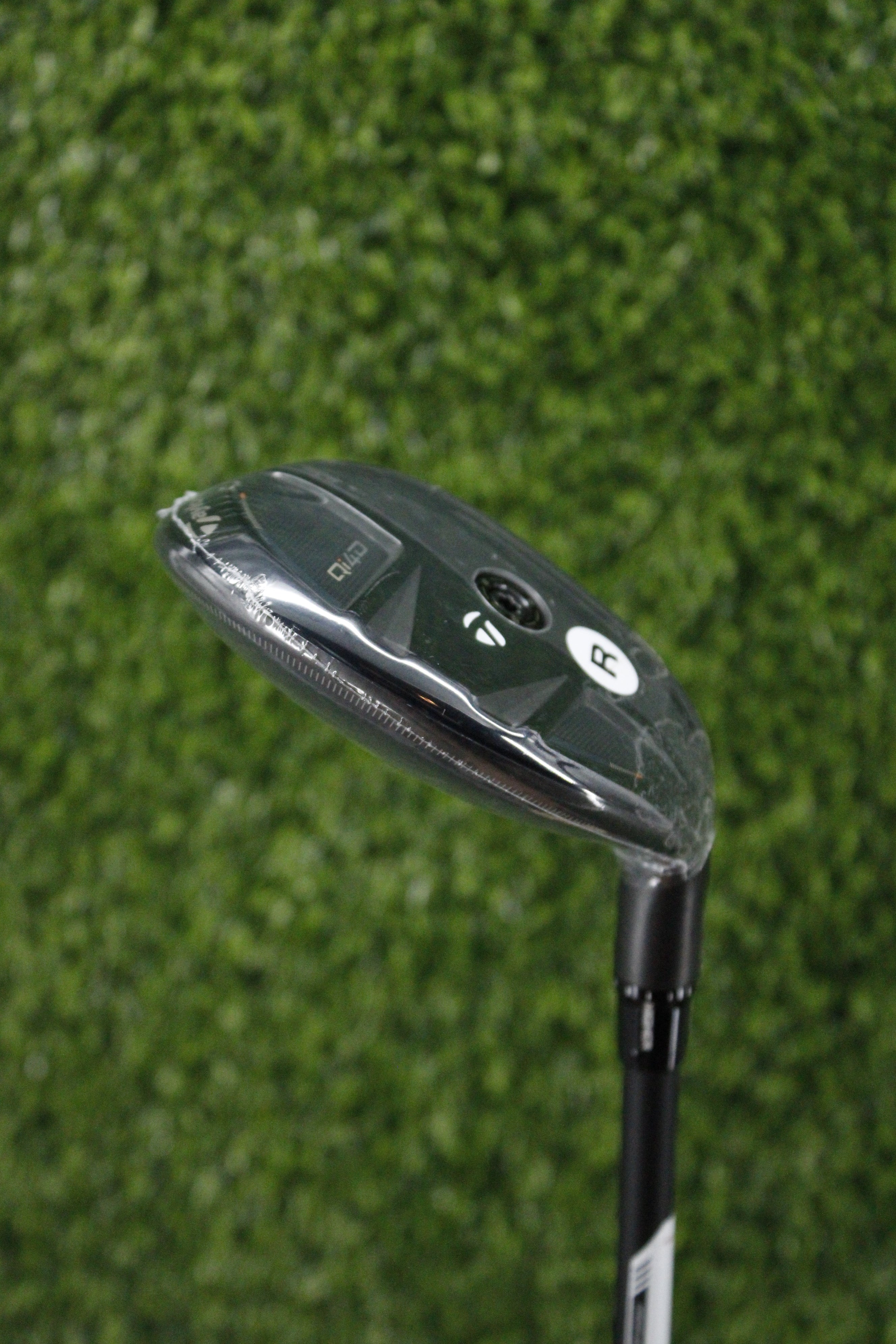 NEW TaylorMade Qi4D Rescue 22° 4 Hybrid R Flex 39.5"