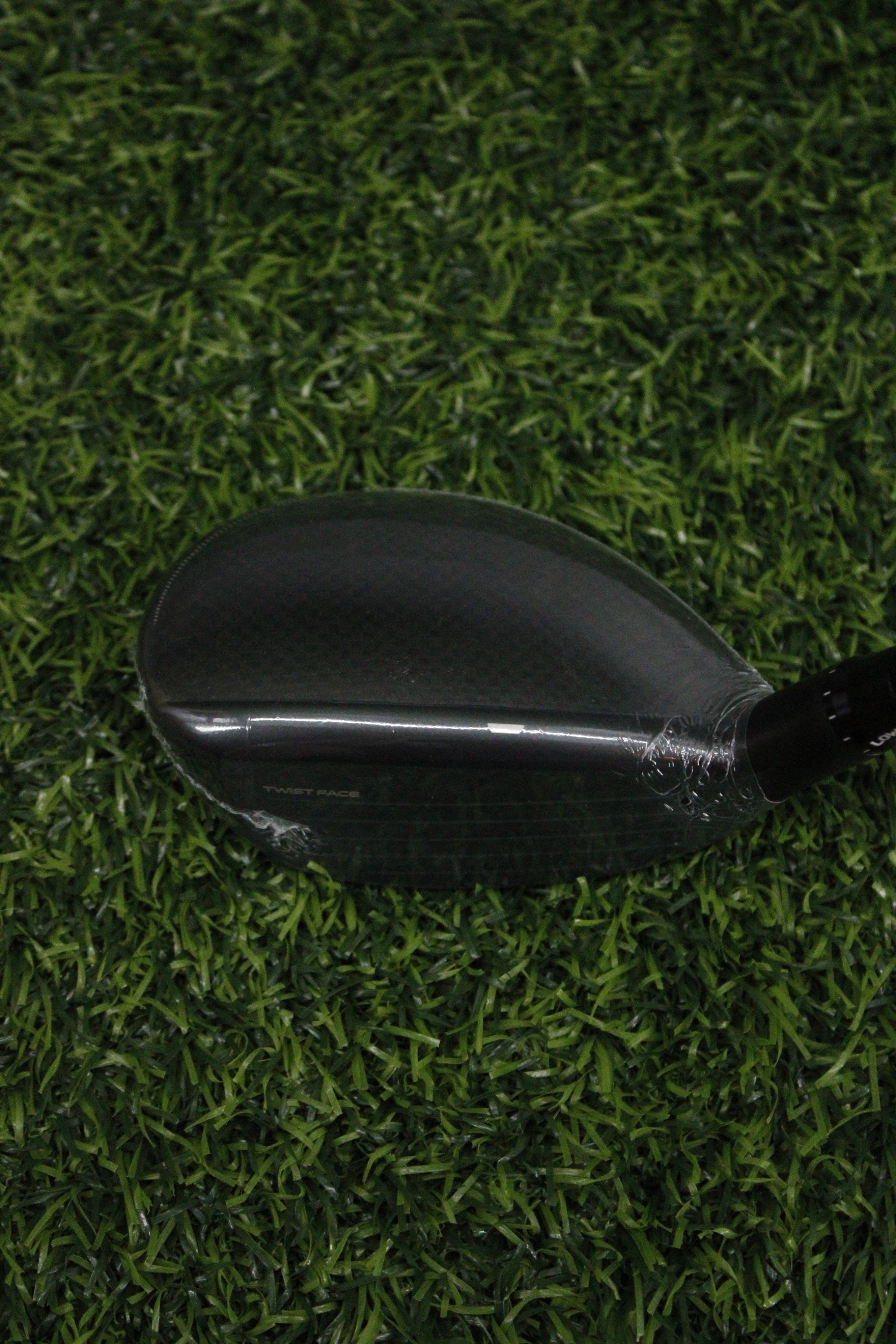 NEW TaylorMade Qi4D Rescue 22° 4 Hybrid R Flex 39.5"