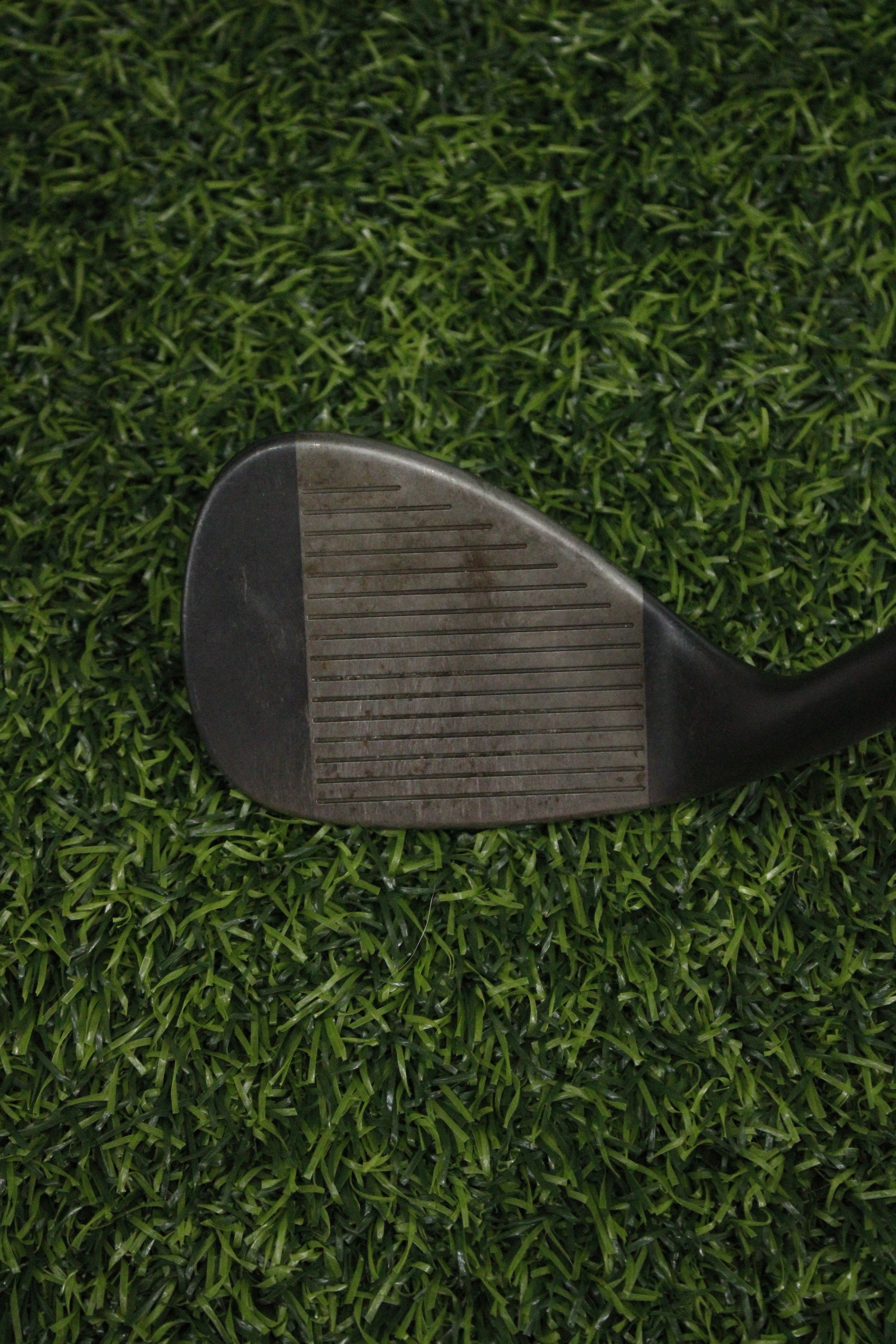 Cleveland 588 Black Melonite 60° LW Wedge Flex 34.5"