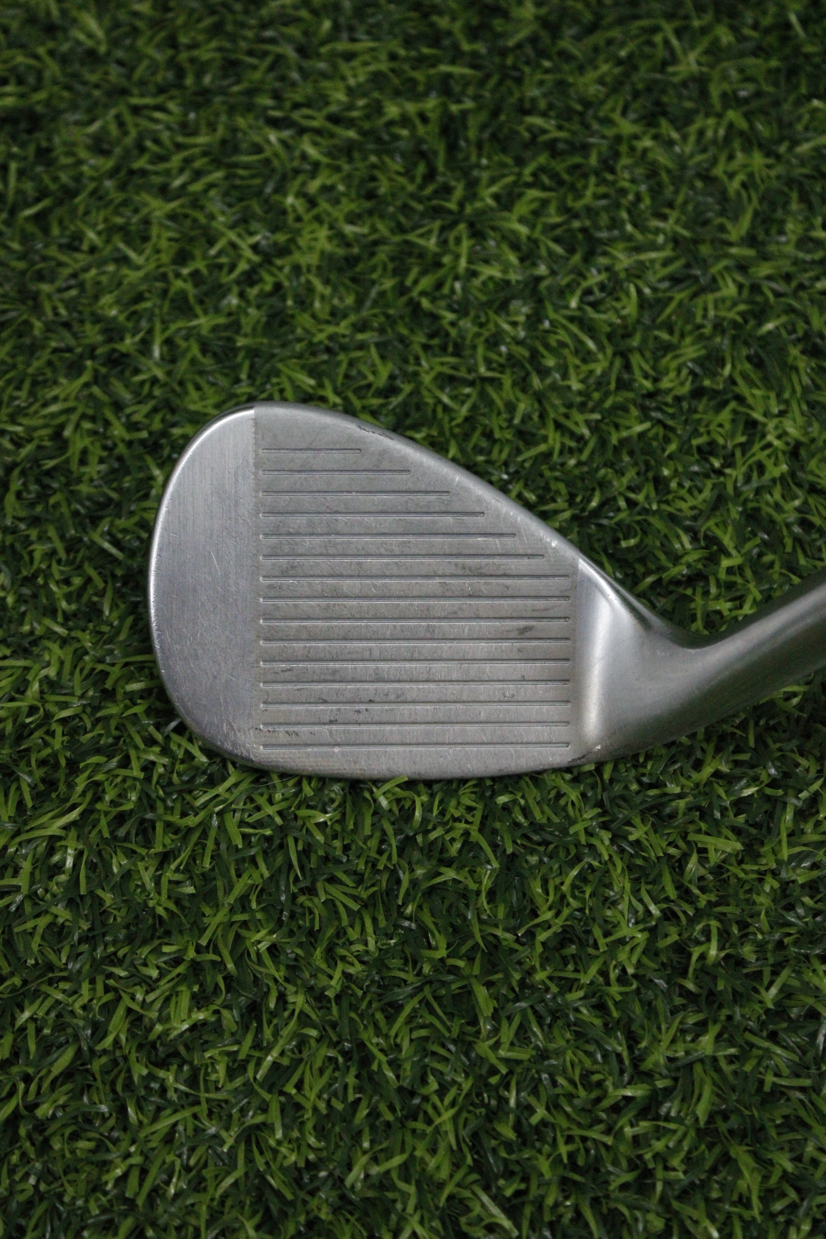 Cleveland CG16 Chrome Zip Groove 62° LW Wedge Flex 35"