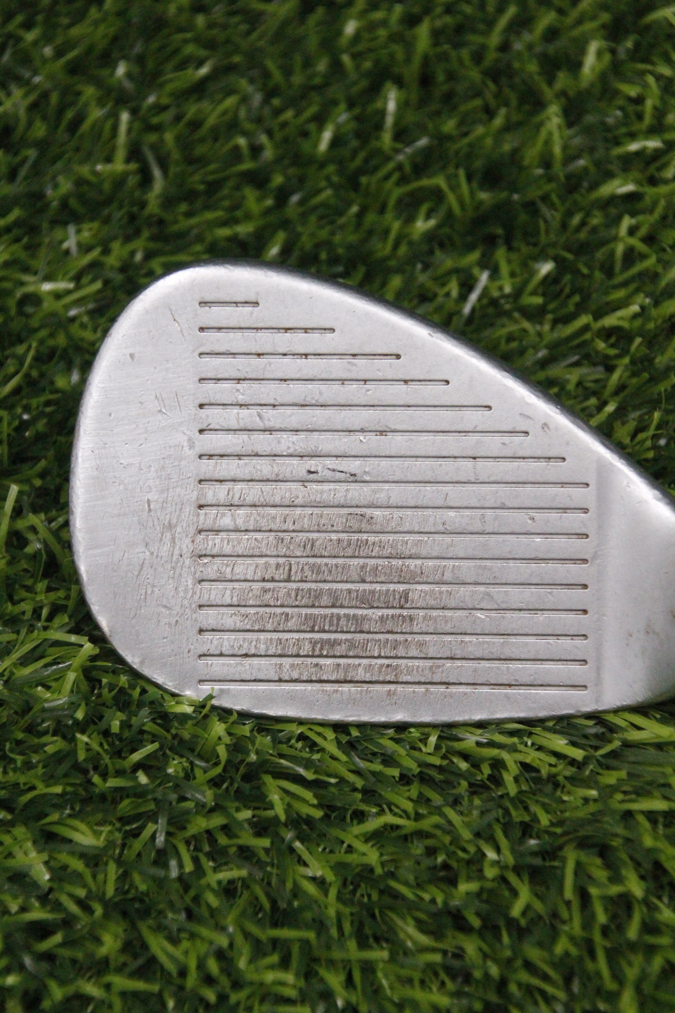Nike SV Tour Chrome 52° GW Wedge Flex 35.25"