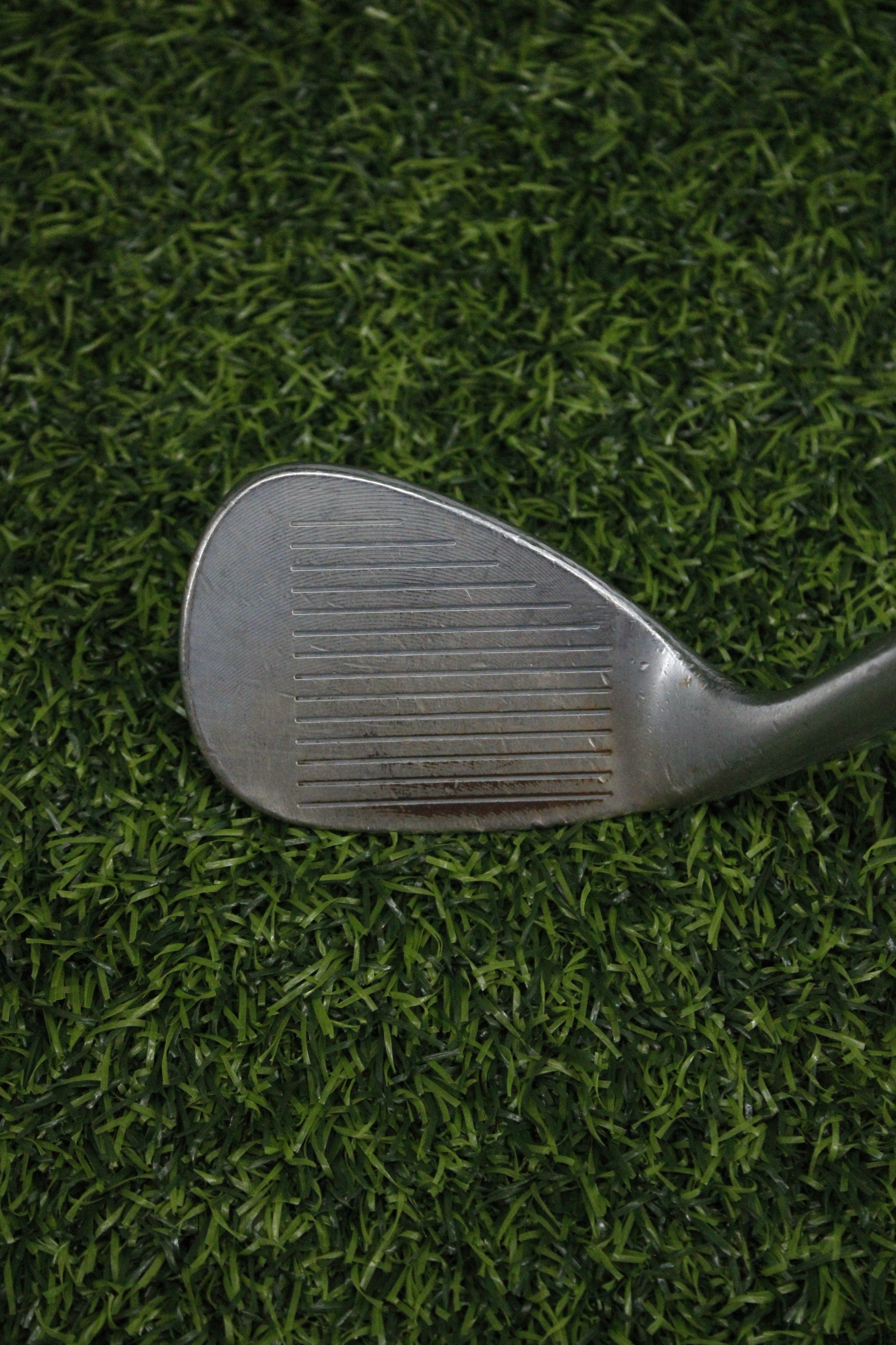 Cleveland 588 RTX Satin Chrome 56° SW Wedge Flex 35"