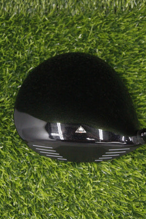Titleist 915 D2 9.5° Driver XS Flex w/ HC
