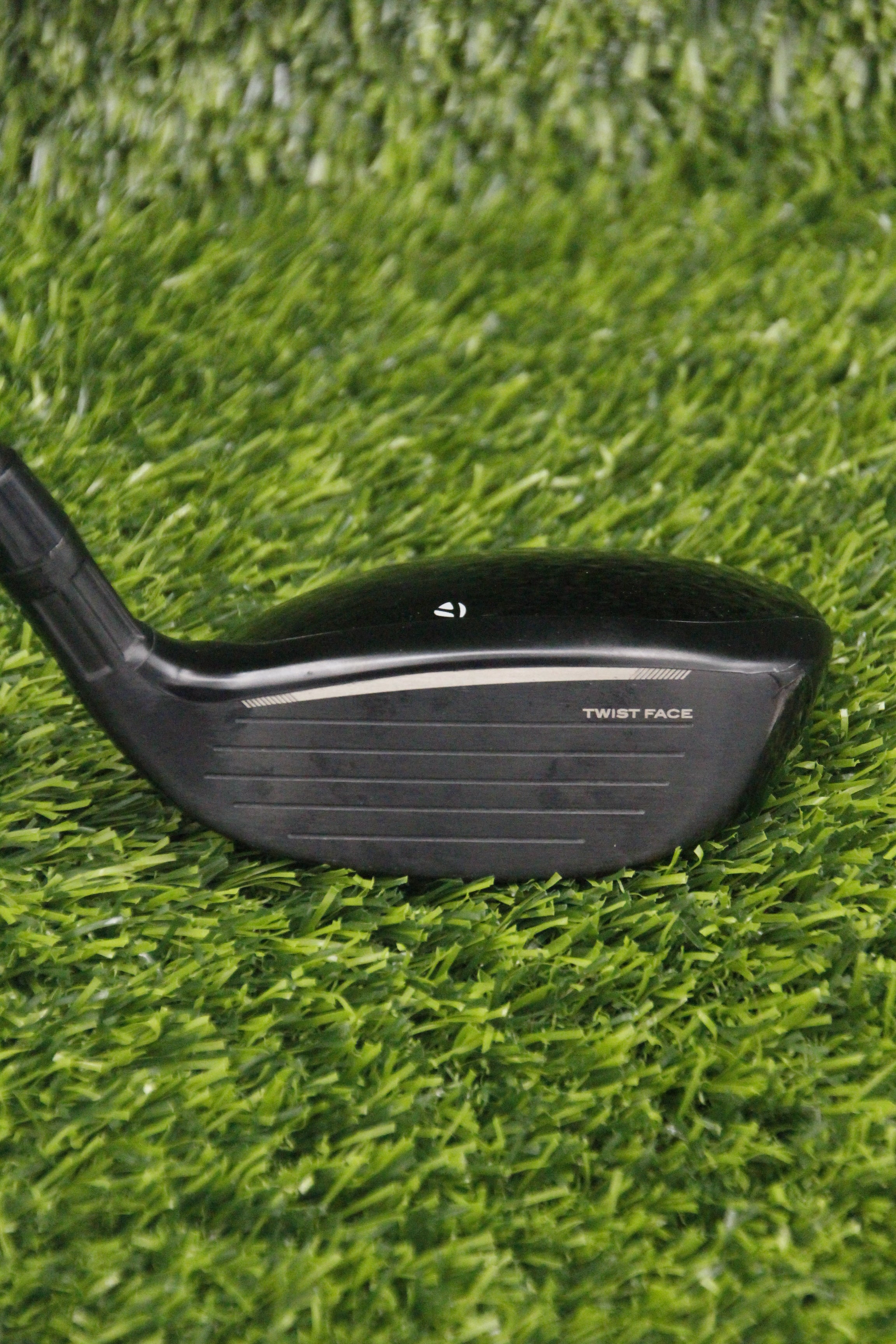 Lefty TaylorMade Stealth2 HD 23° 4 Hybrid R Flex 39.5"