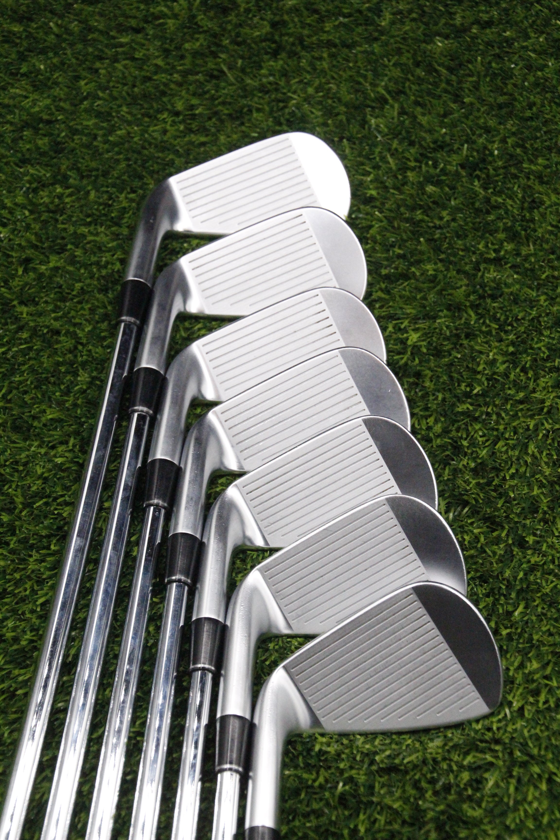 Srixon ZX7 MK II Iron Set 4-PW S Flex Std Length