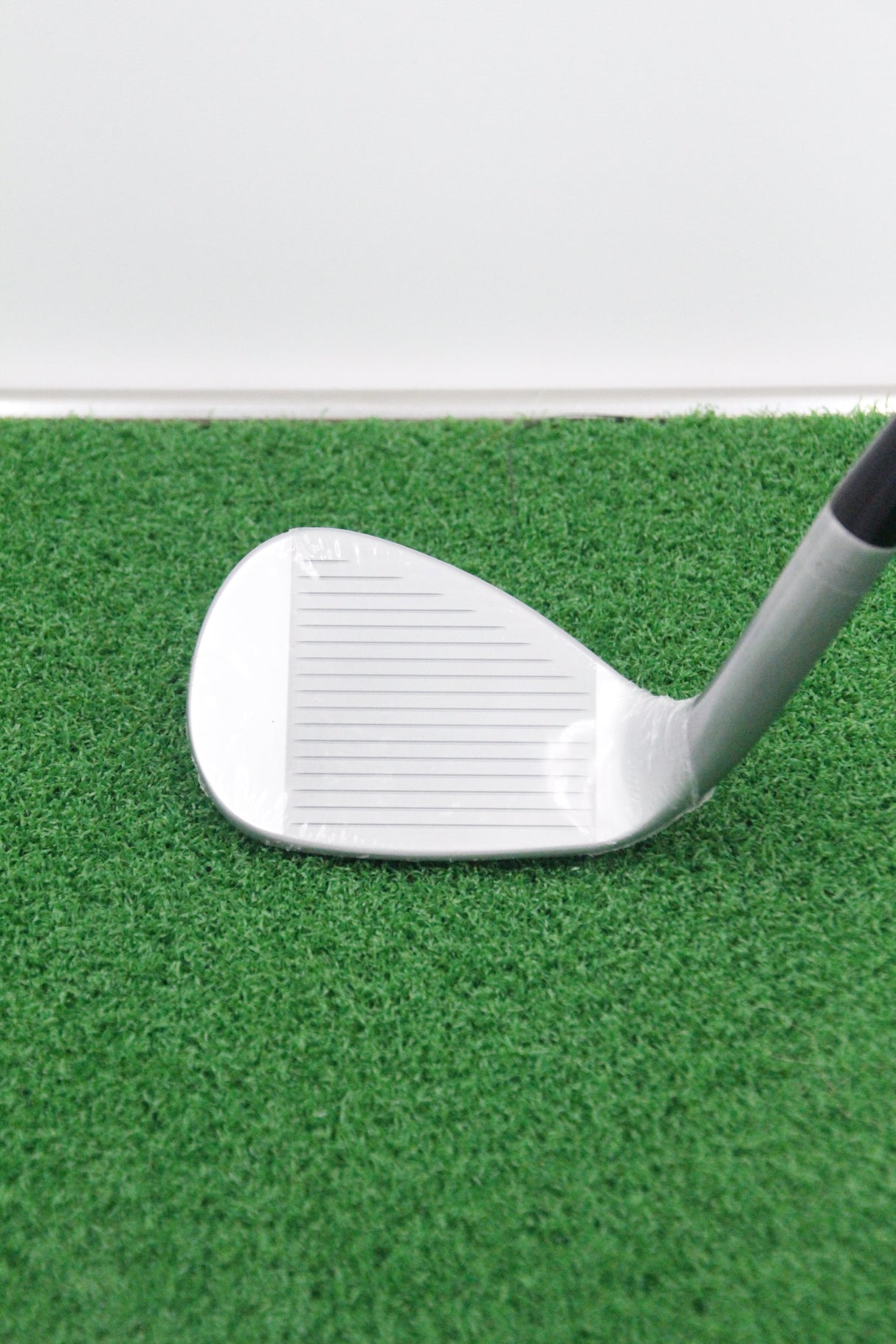 Titleist Vokey SM9 Tour Chrome 60° LW Wedge Flex 35.25"