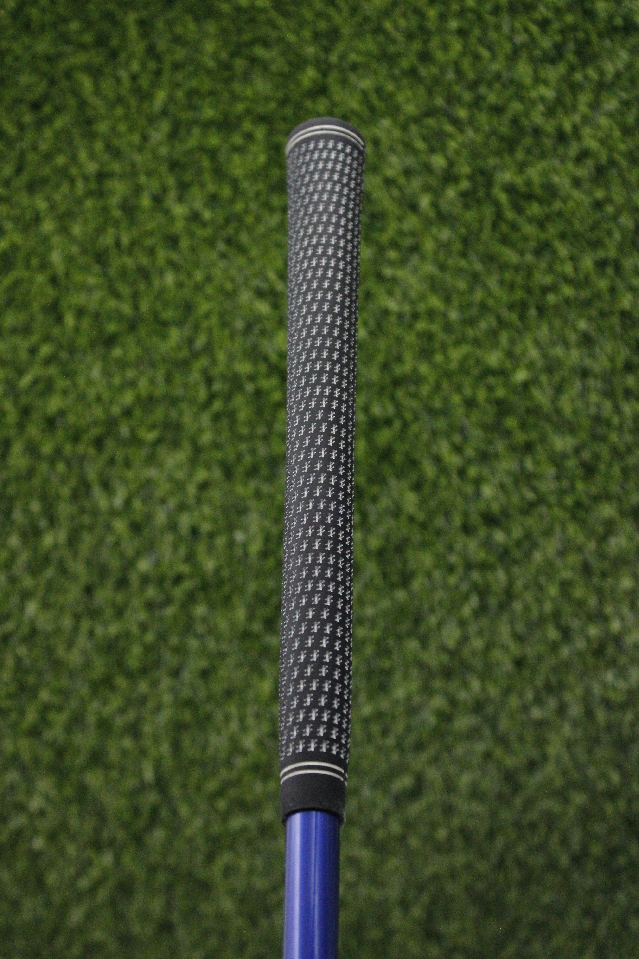 Titleist 907 D2 9.5° Driver S Flex 45"