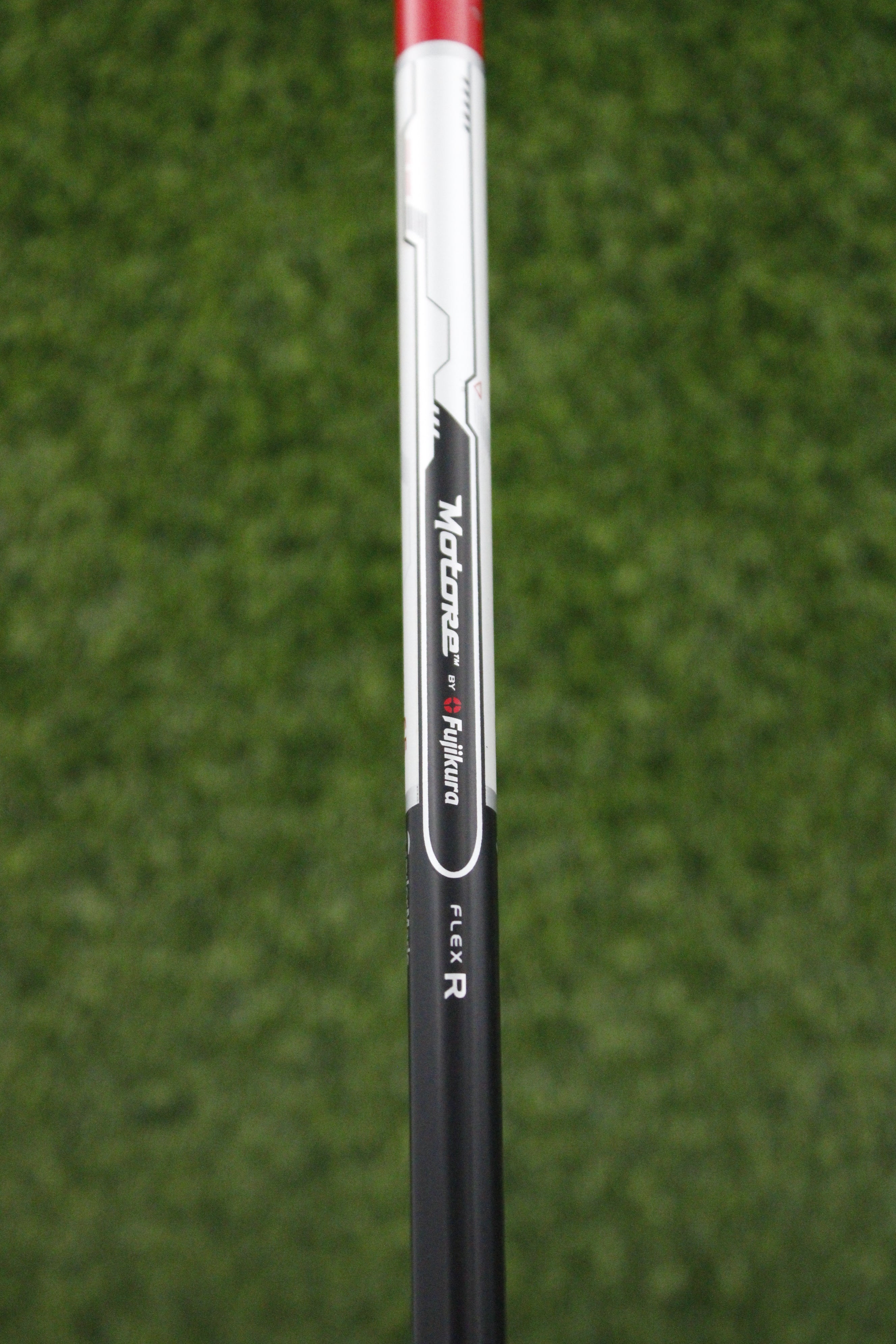 TaylorMade R11 Iron Set 5-PW AW R Flex +0.5"