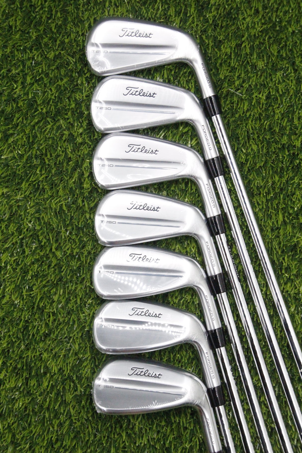 NEW Titleist 2025 T250 Iron Set 4-PW S Flex Std Length