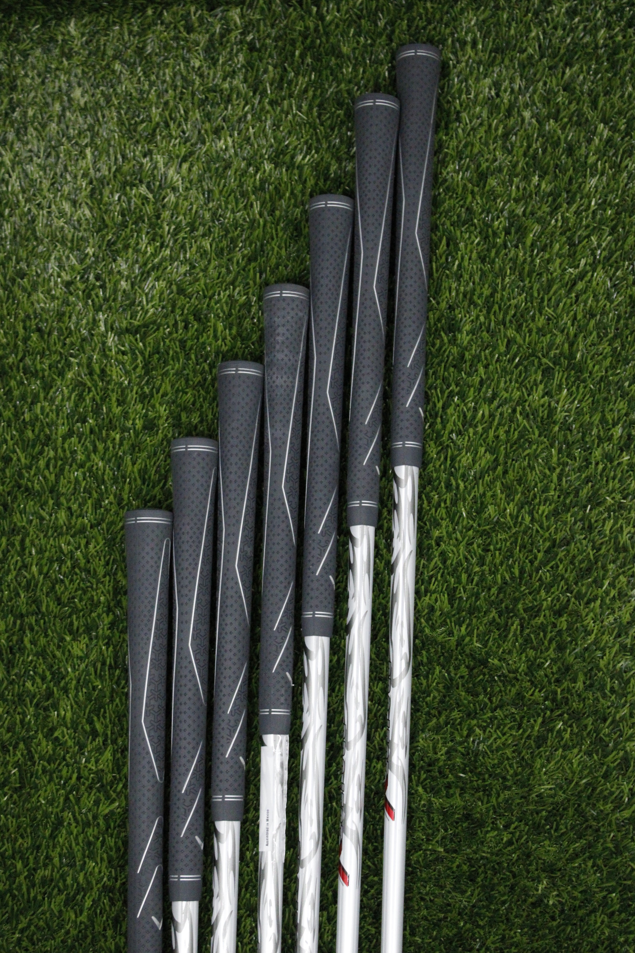 NEW WOMEN Lefty Callaway 2013 X Hot Iron Set 5-PW AW L Flex -0.5"