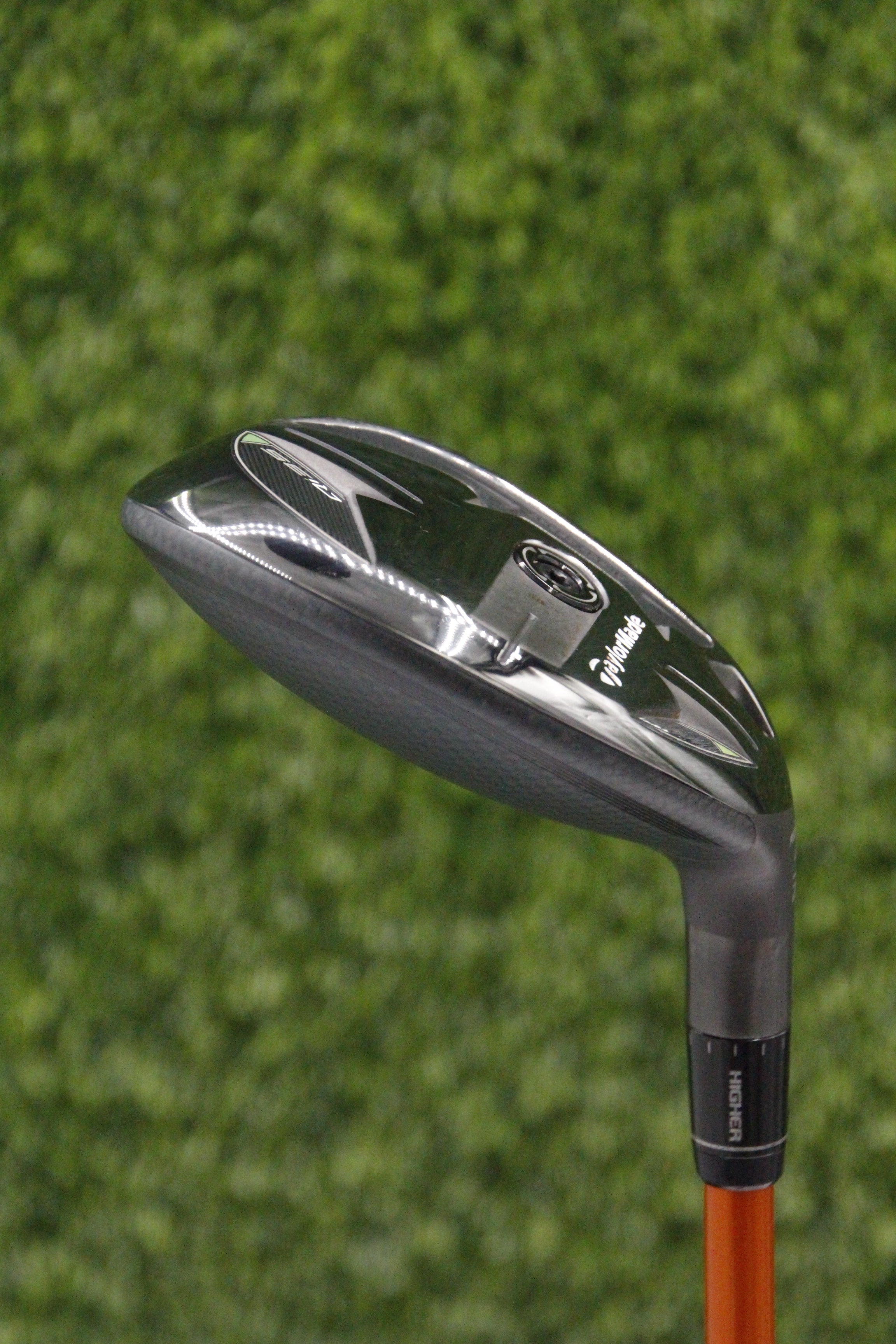 TaylorMade Qi35 w/ Tour AD 22° 4 Hybrid S Flex 40"