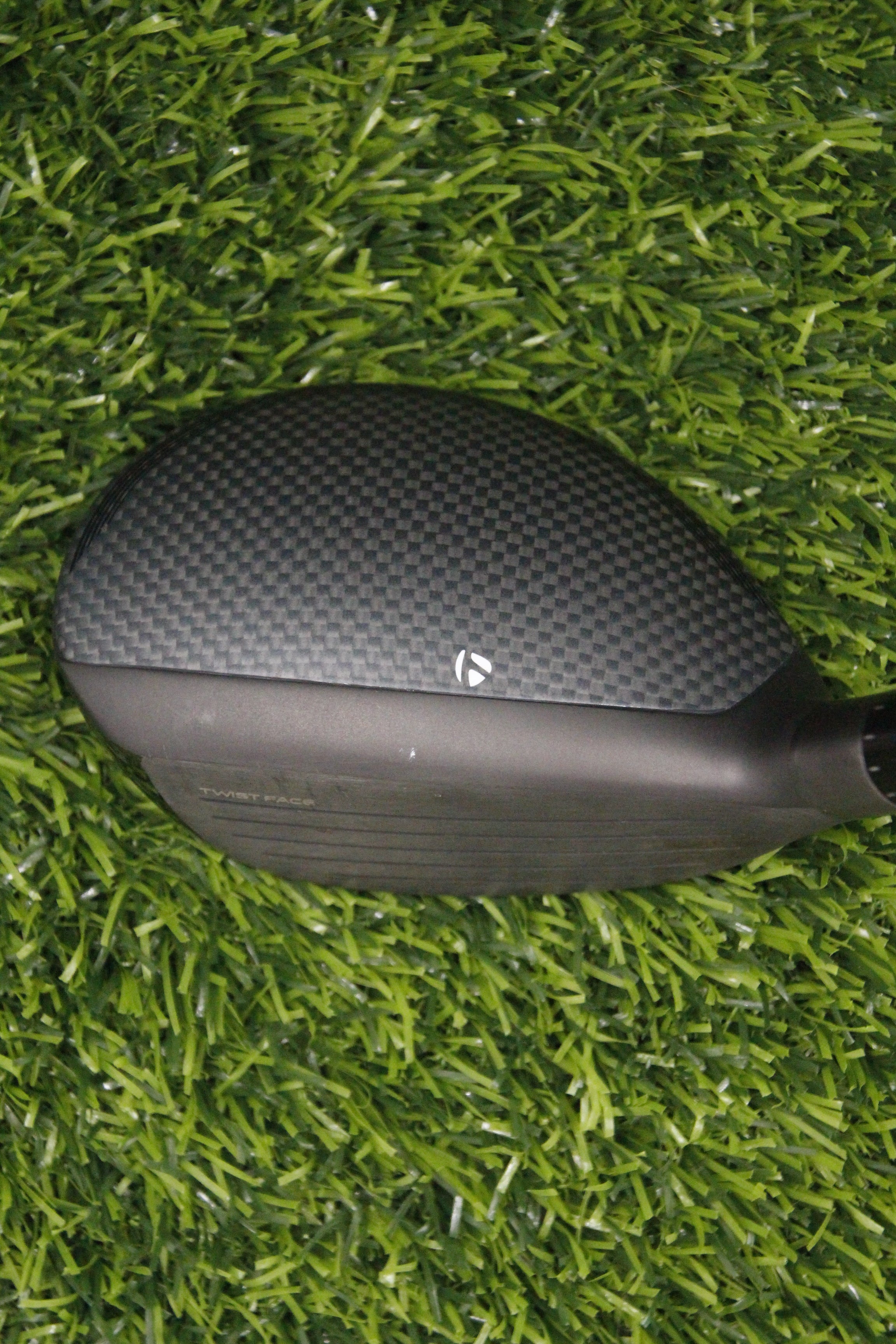TaylorMade Qi35 w/ Tour AD 22° 4 Hybrid S Flex 40"