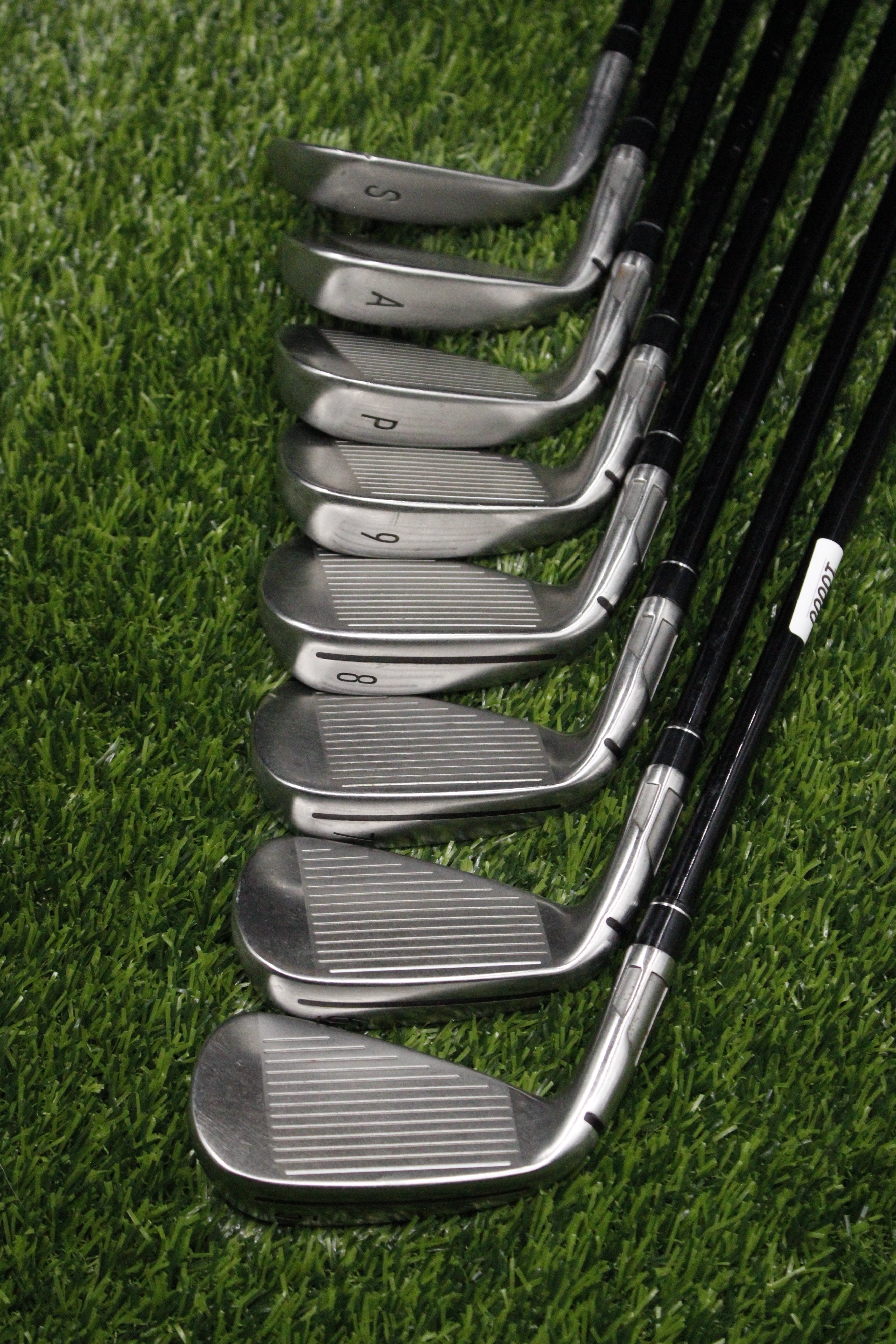TaylorMade Stealth Iron Set 5-PW AW SW R Flex +0.5"