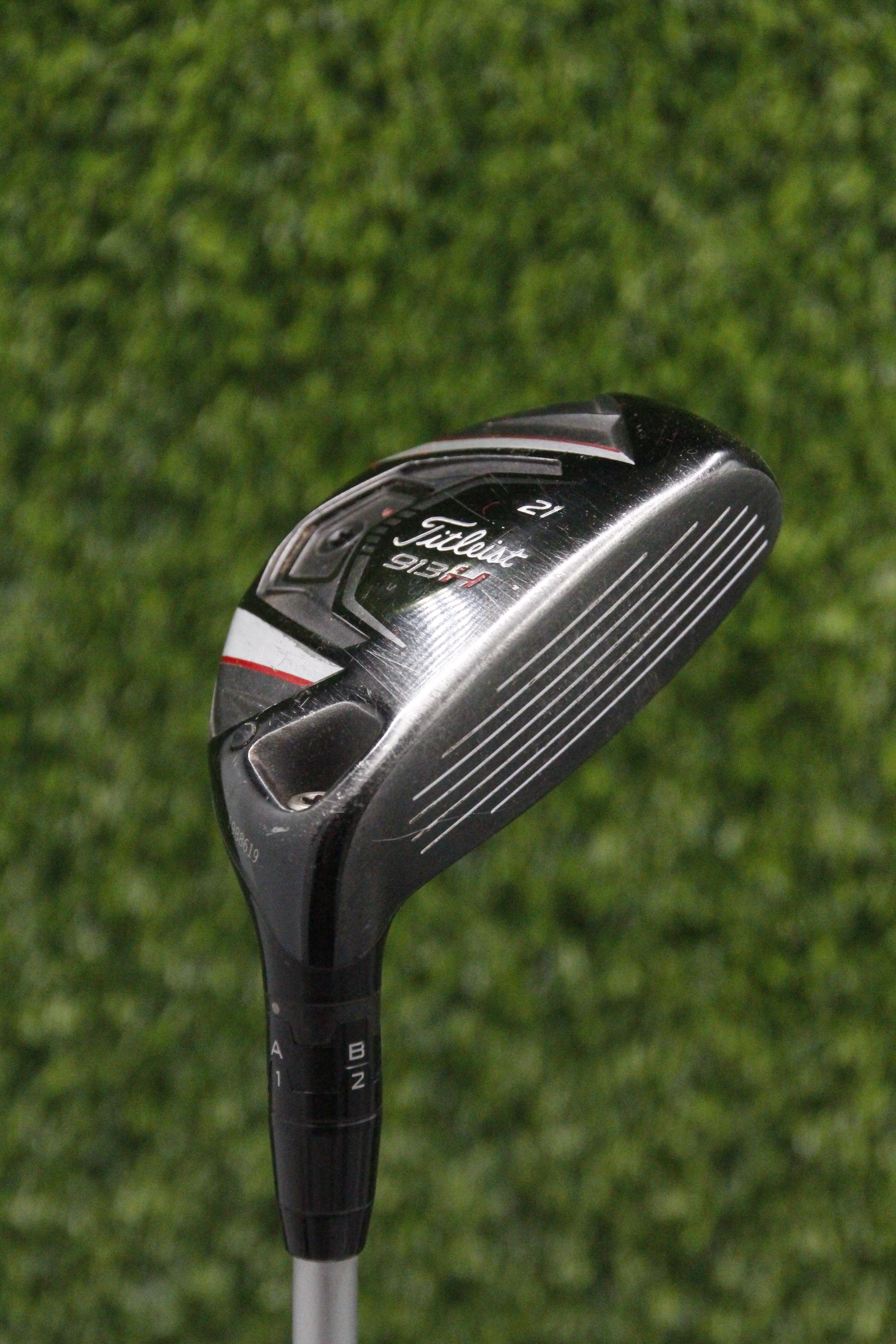 Titleist 913H 21° 4 Hybrid R Flex 39.75" w/ HC