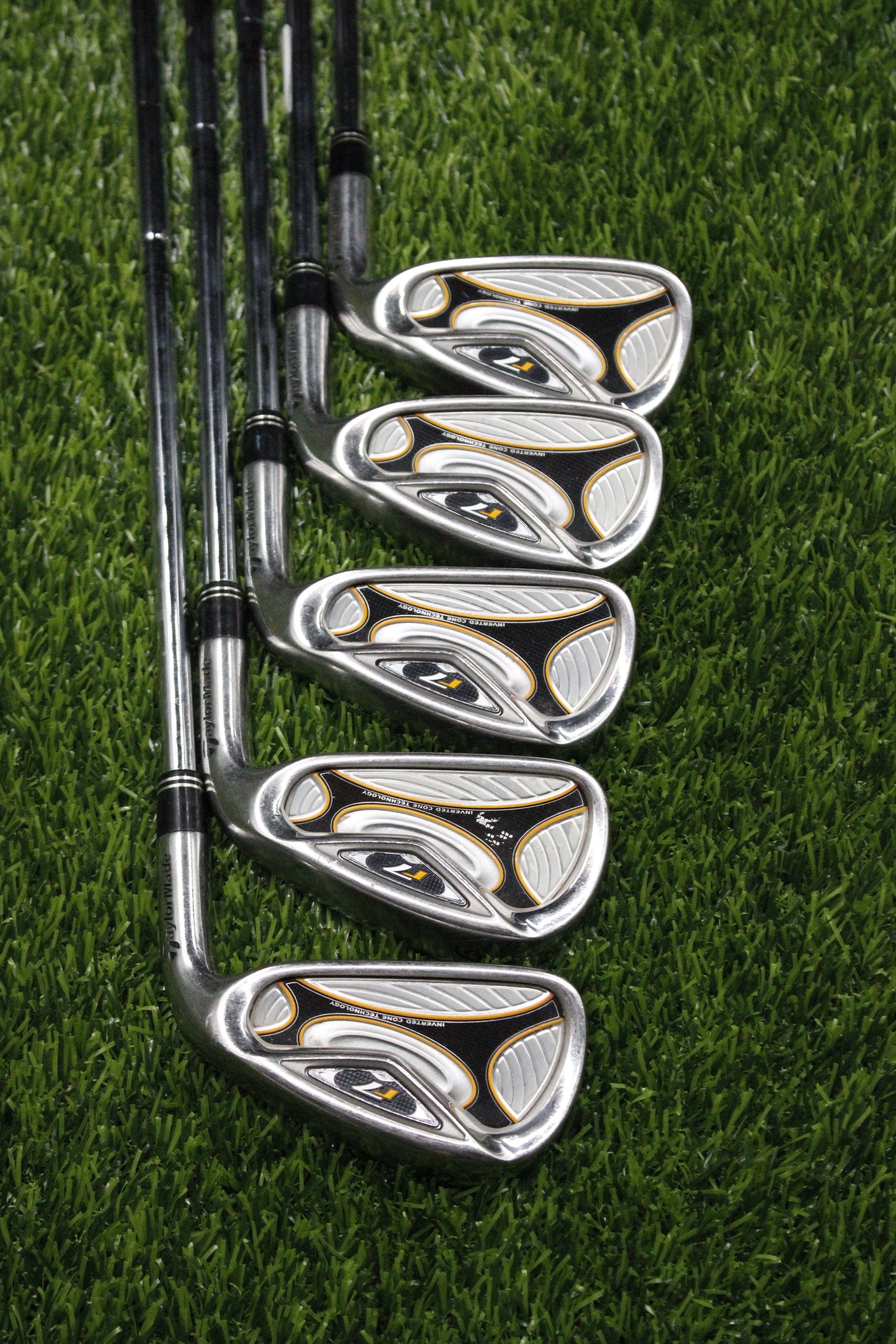 TaylorMade r7 Iron Set 5-9i S Flex +0.5"