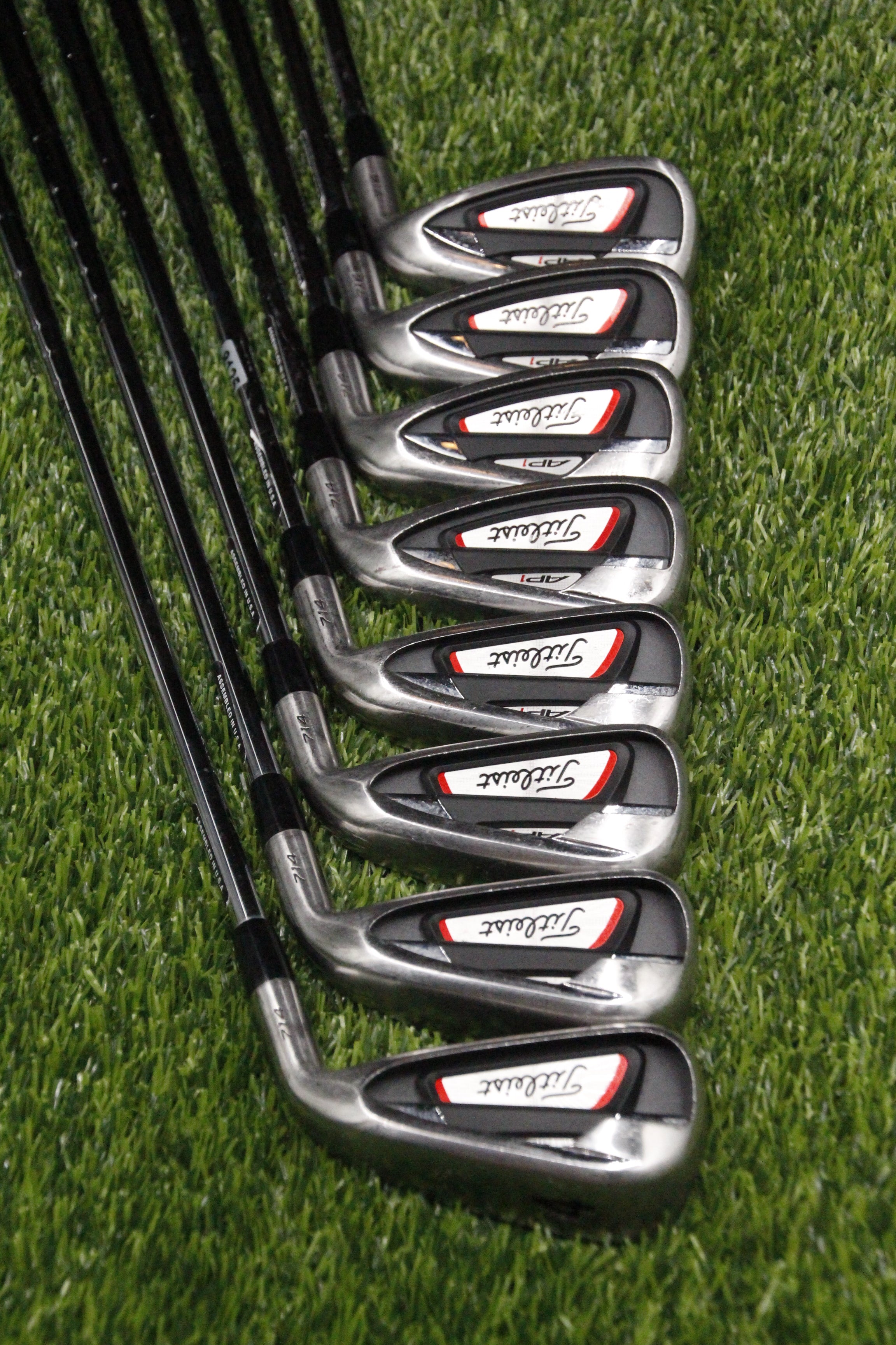 Titleist 714 AP1 Iron Set 4-PW GW S Flex Std Length