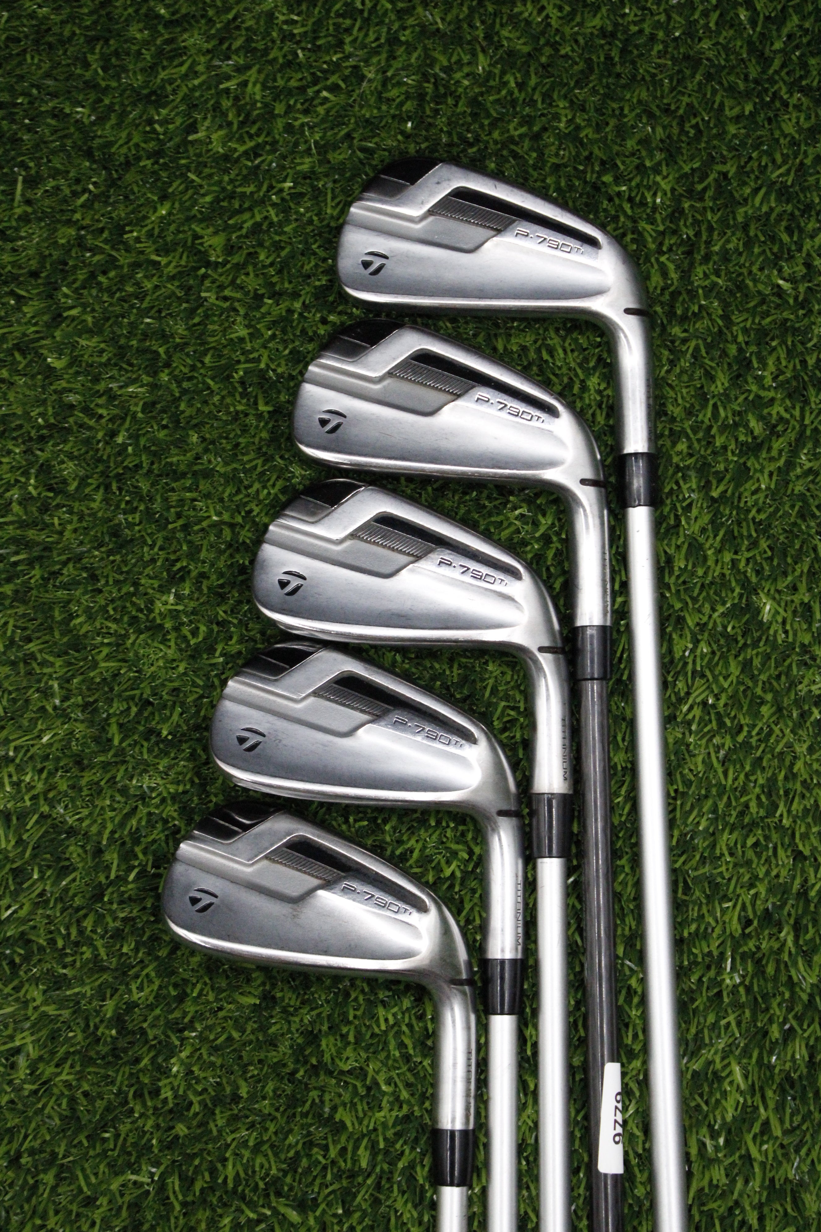 TaylorMade P790 Ti Iron Set 6-PW R Flex -0.5"