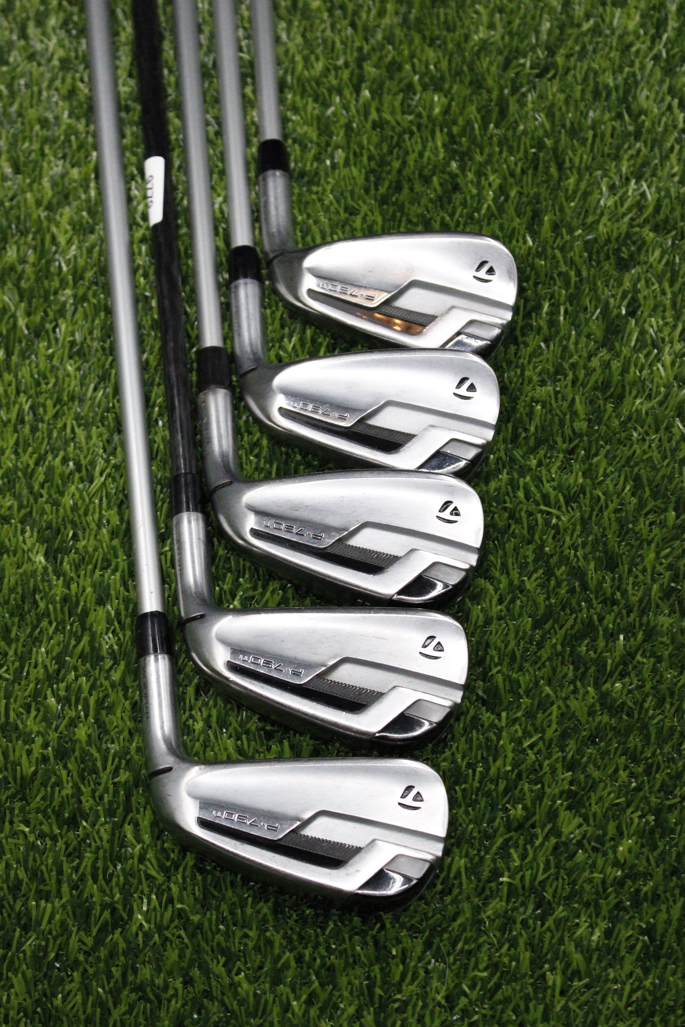 TaylorMade P790 Ti Iron Set 6-PW R Flex -0.5"