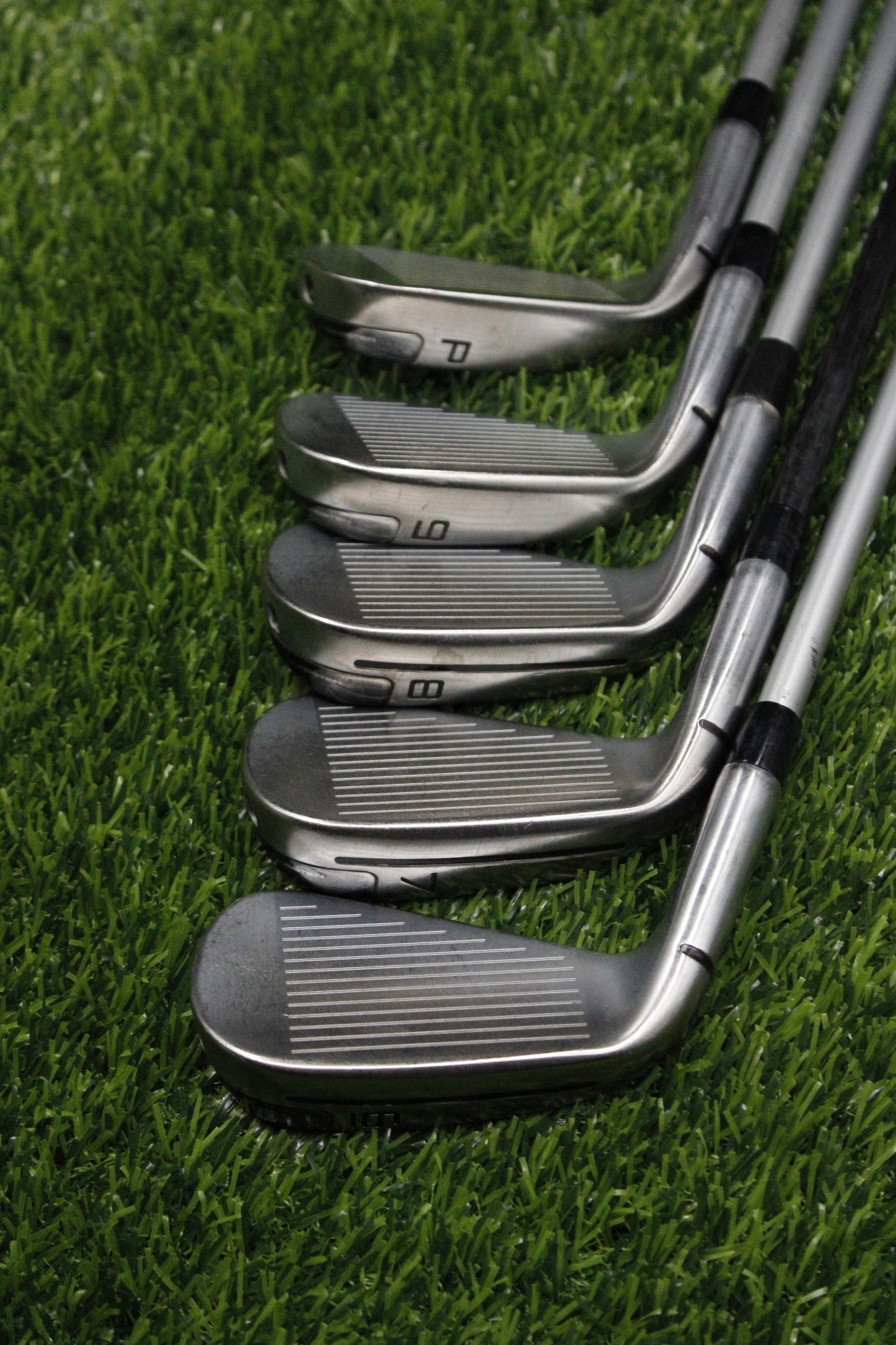 TaylorMade P790 Ti Iron Set 6-PW R Flex -0.5"