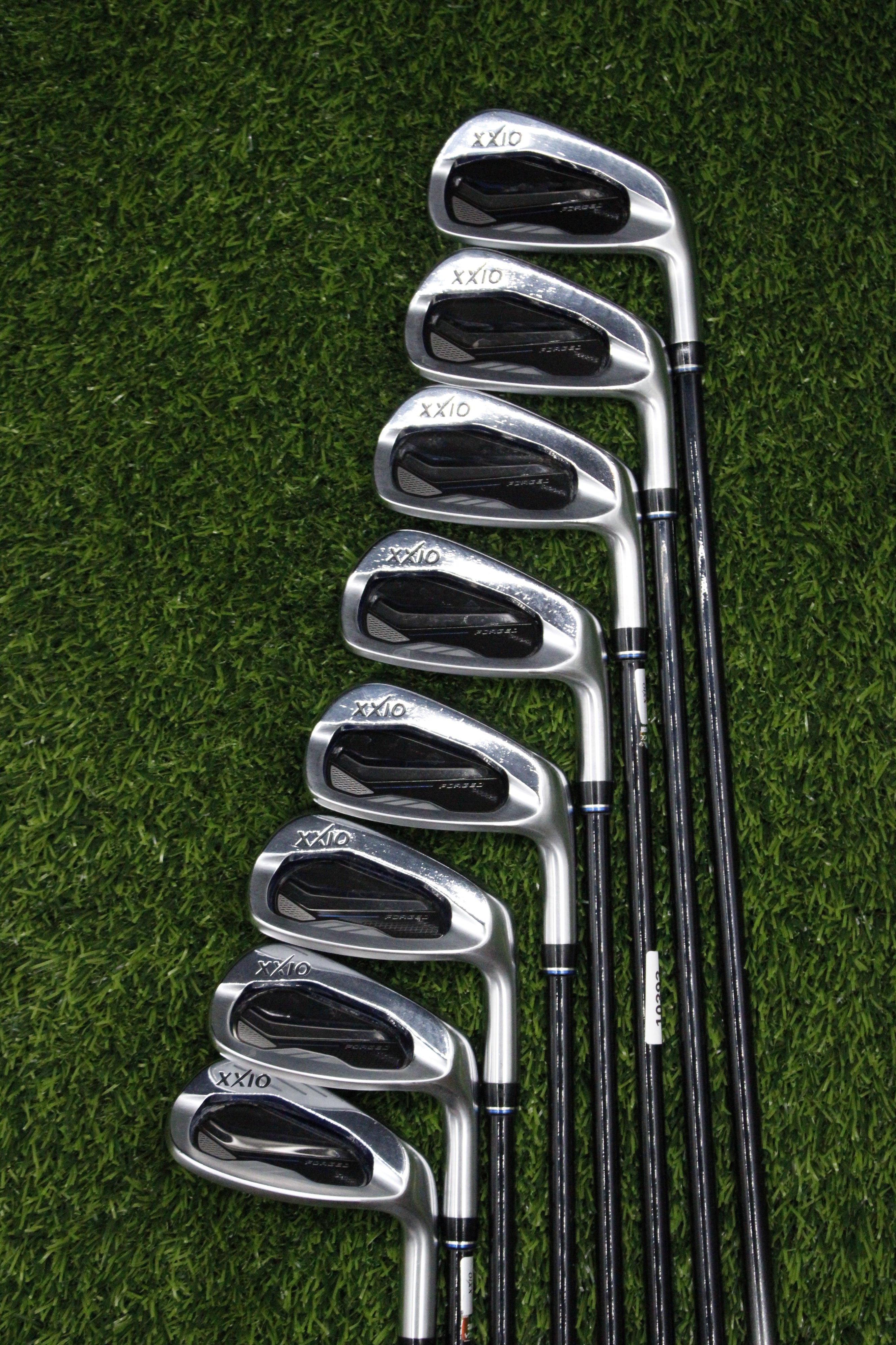 XXIO 2017 Forged Iron Set 5-PW AW SW R Flex -0.5"