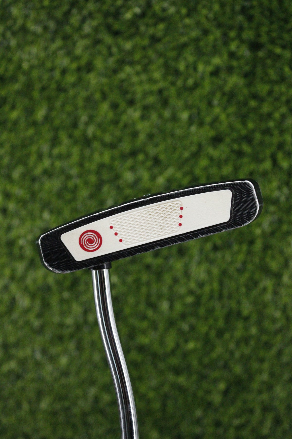 Odyssey White Hot XG 2-Ball SRT Putter 32" w/ HC