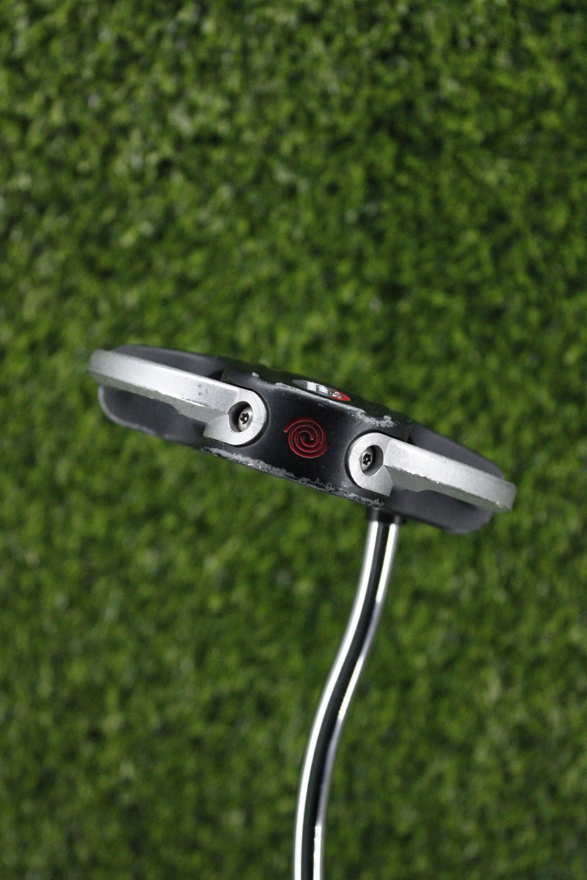 Odyssey White Hot XG 2-Ball SRT Putter 32" w/ HC