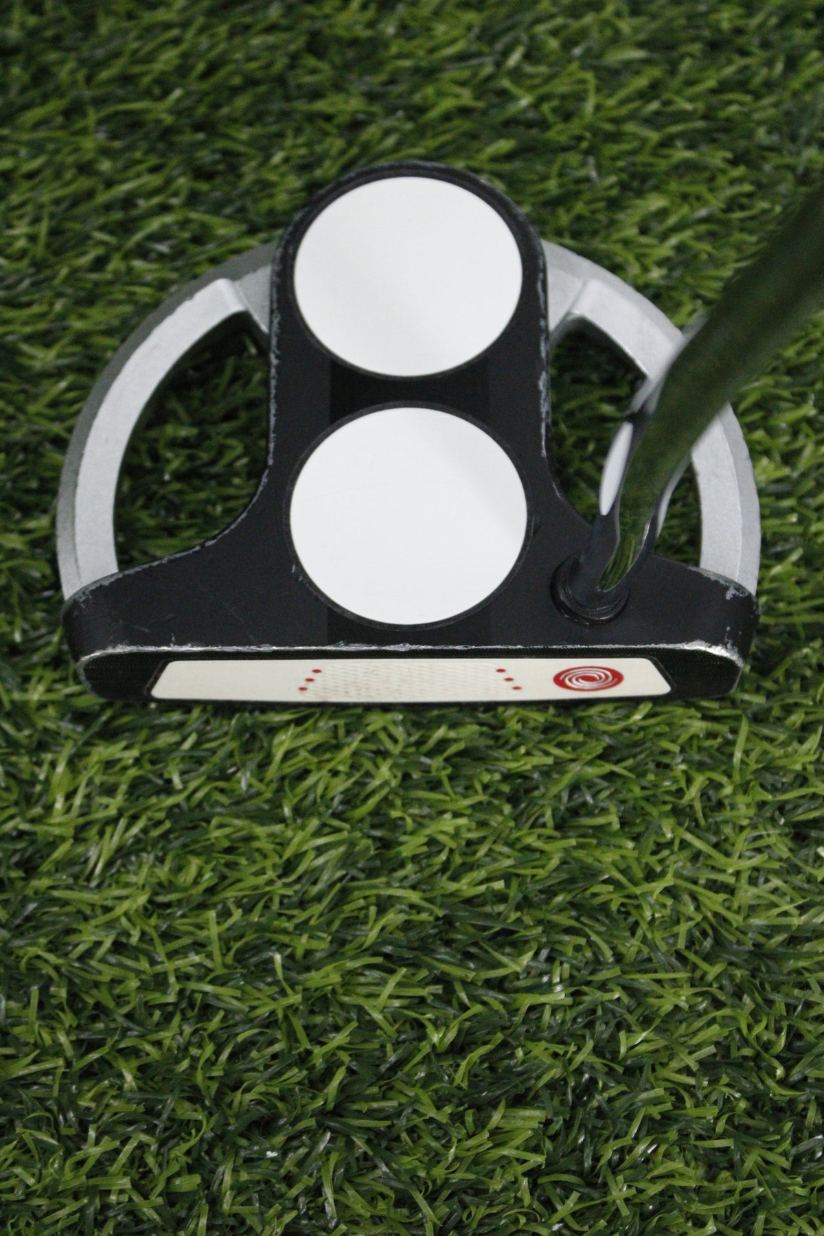 Odyssey White Hot XG 2-Ball SRT Putter 32" w/ HC