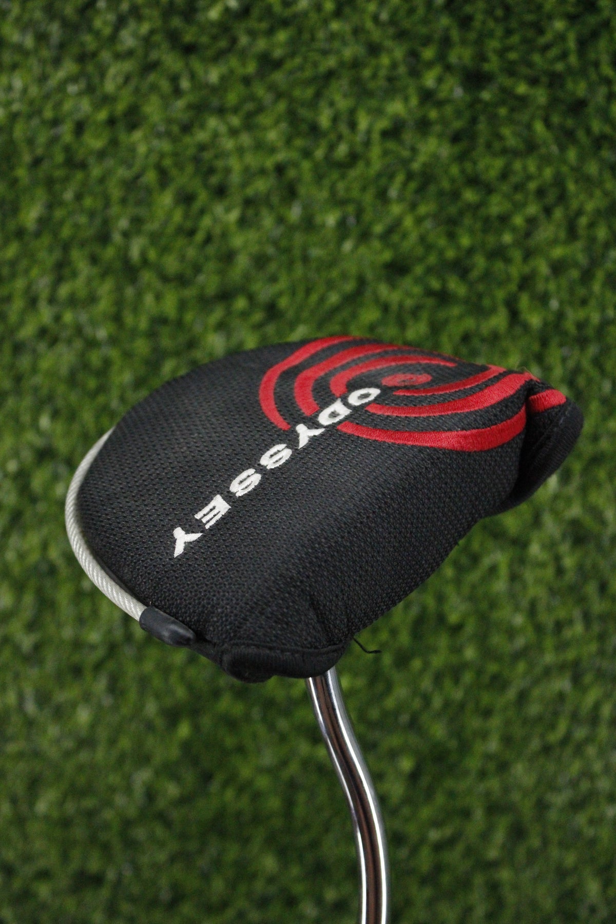 Odyssey White Hot XG 2-Ball SRT Putter 32" w/ HC