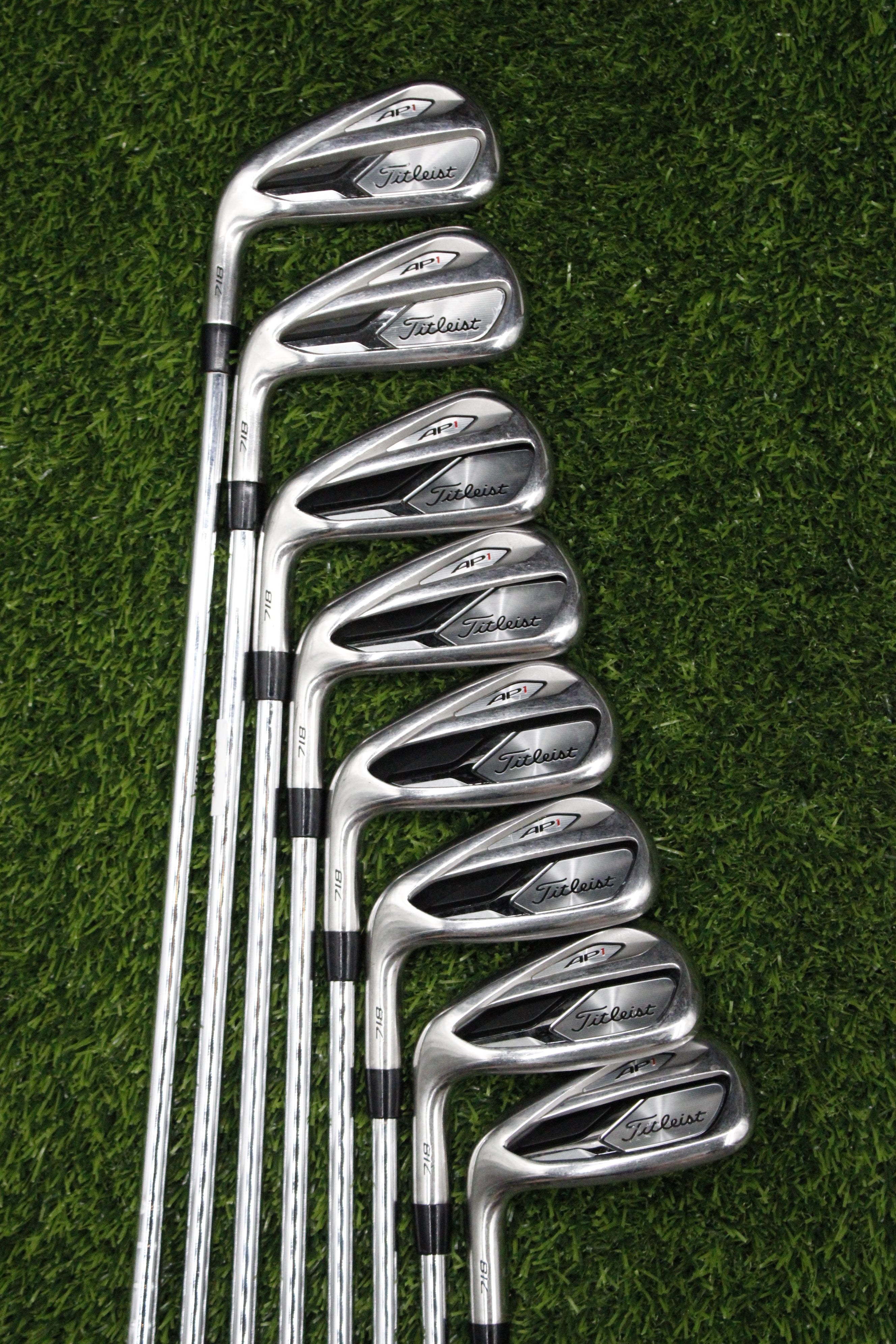 Lefty Titleist 718 AP1 Iron Set 4-PW GW R Flex Std Length