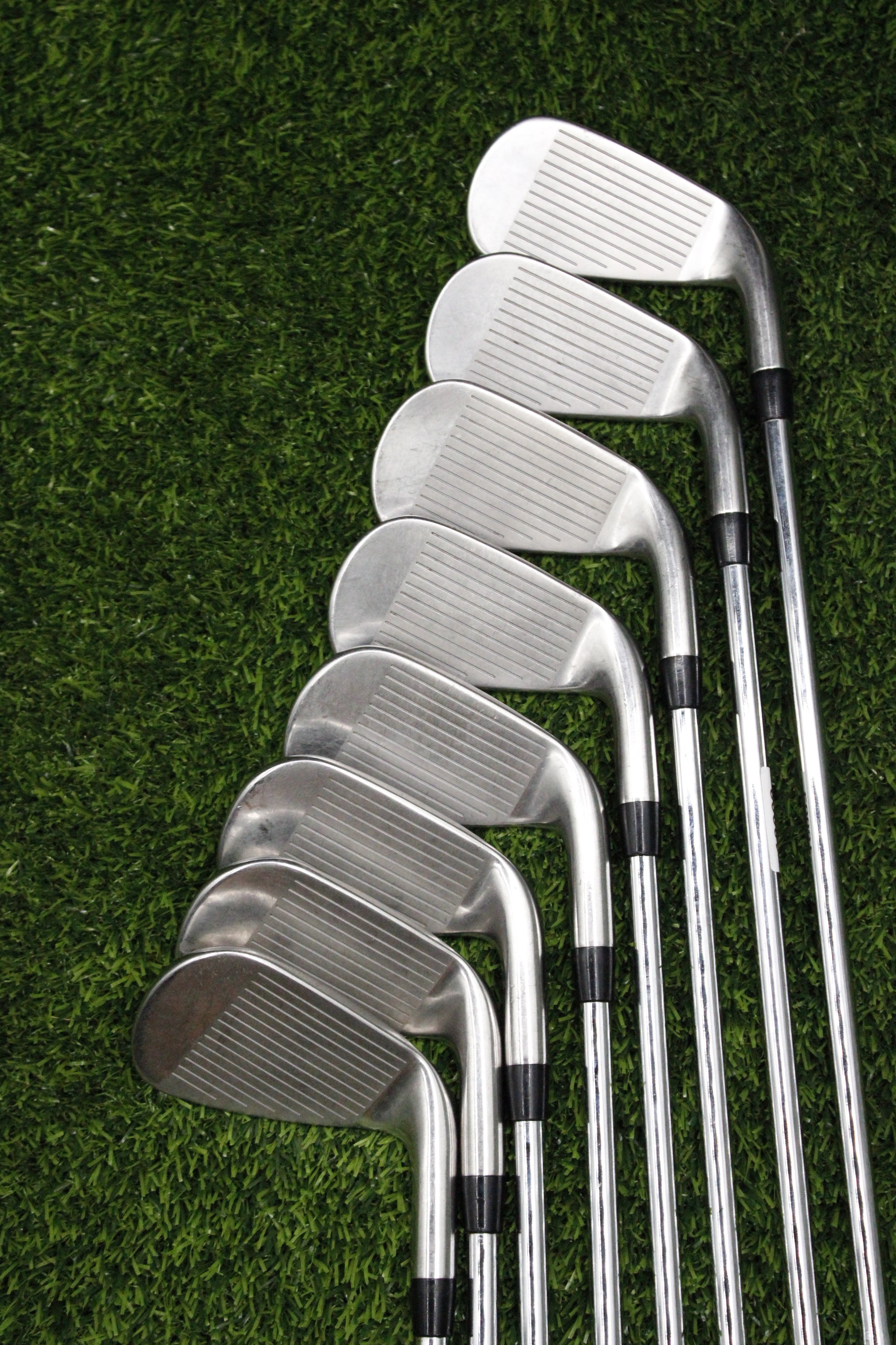 Lefty Titleist 718 AP1 Iron Set 4-PW GW R Flex Std Length