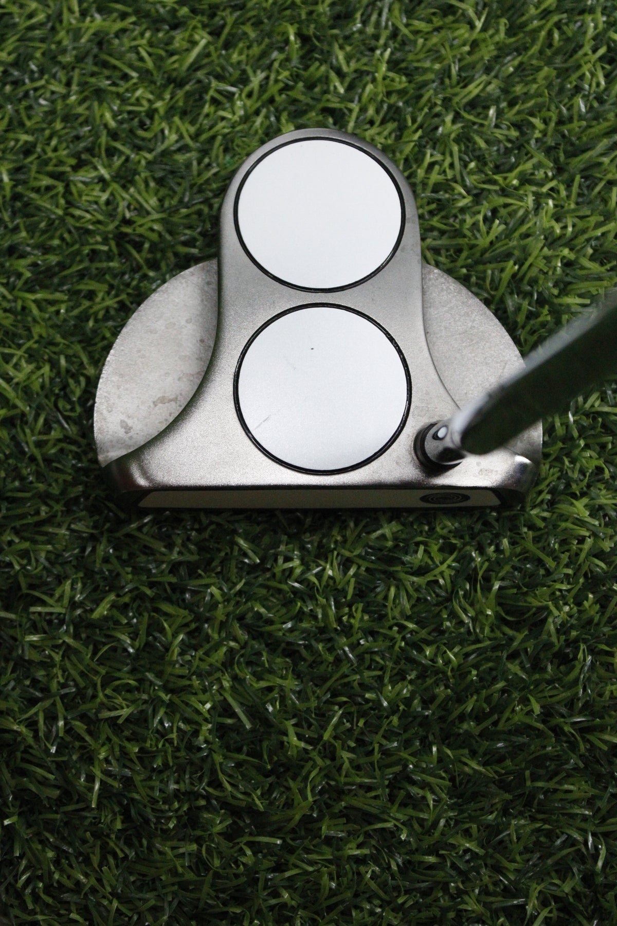 Odyssey White Ice 2-Ball Long Putter 48" w/ HC