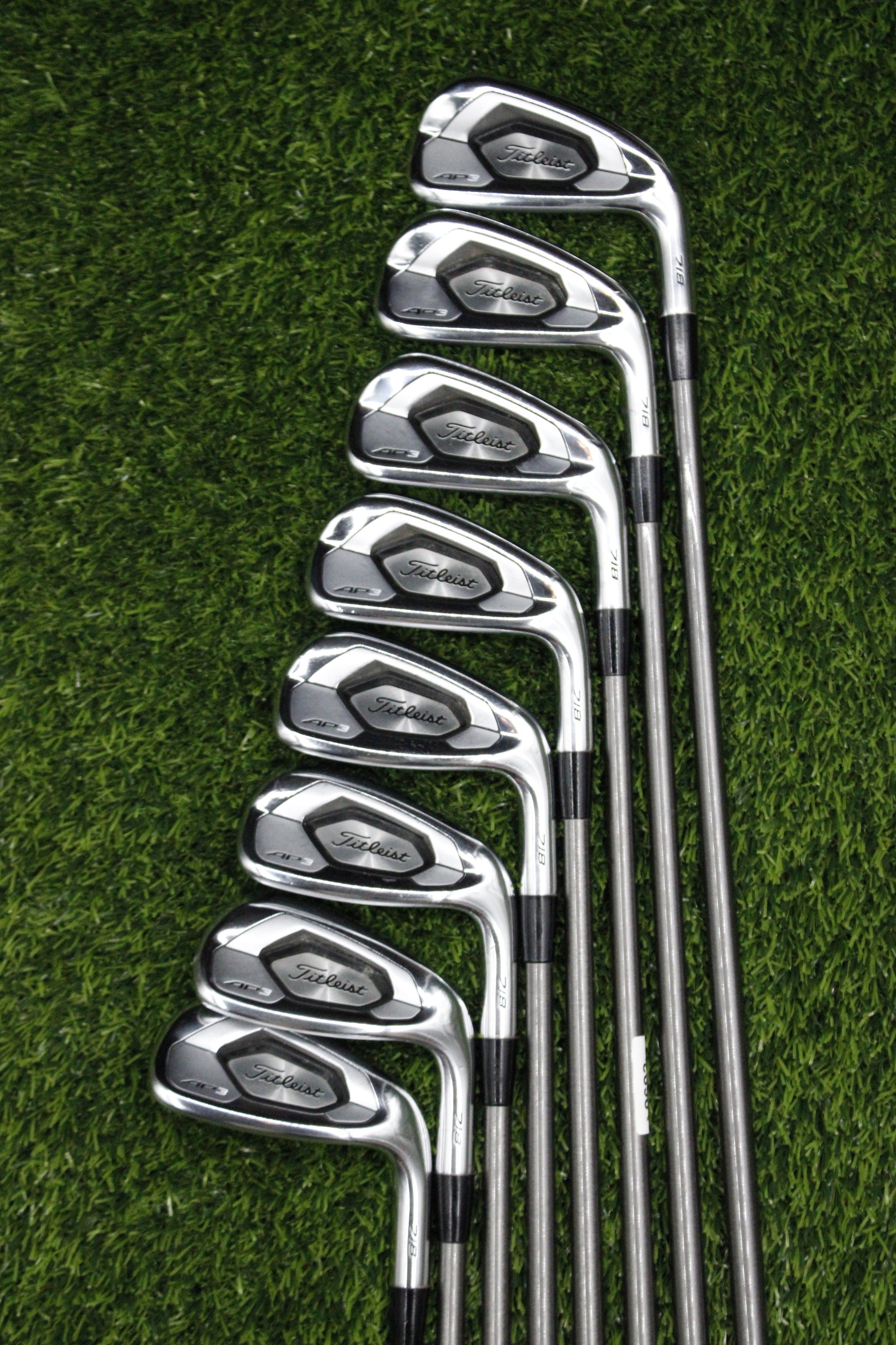 Titleist 718 AP3 Iron Set 4-PW GW R Flex Std Length