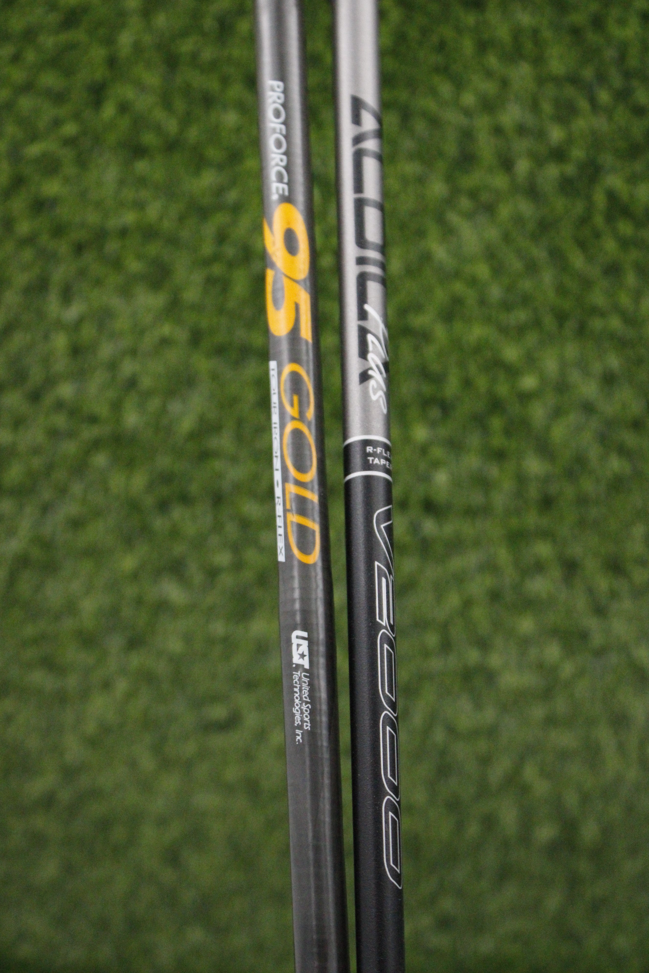 Titleist DCI 962 Iron Set 3-PW R Flex Std Length