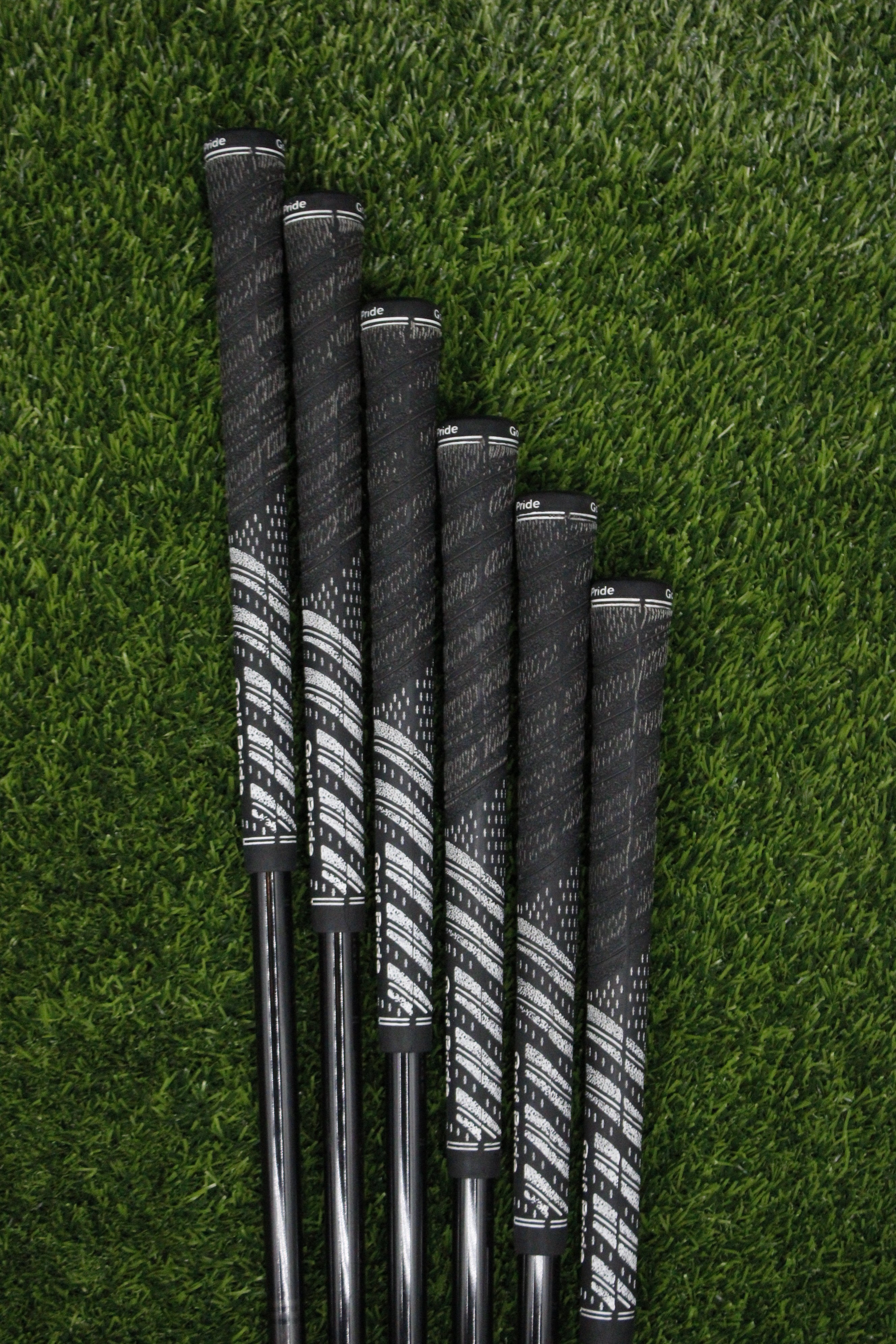 Titleist 2023 T350 Iron Set 7-PW AW SW R Flex -0.5"