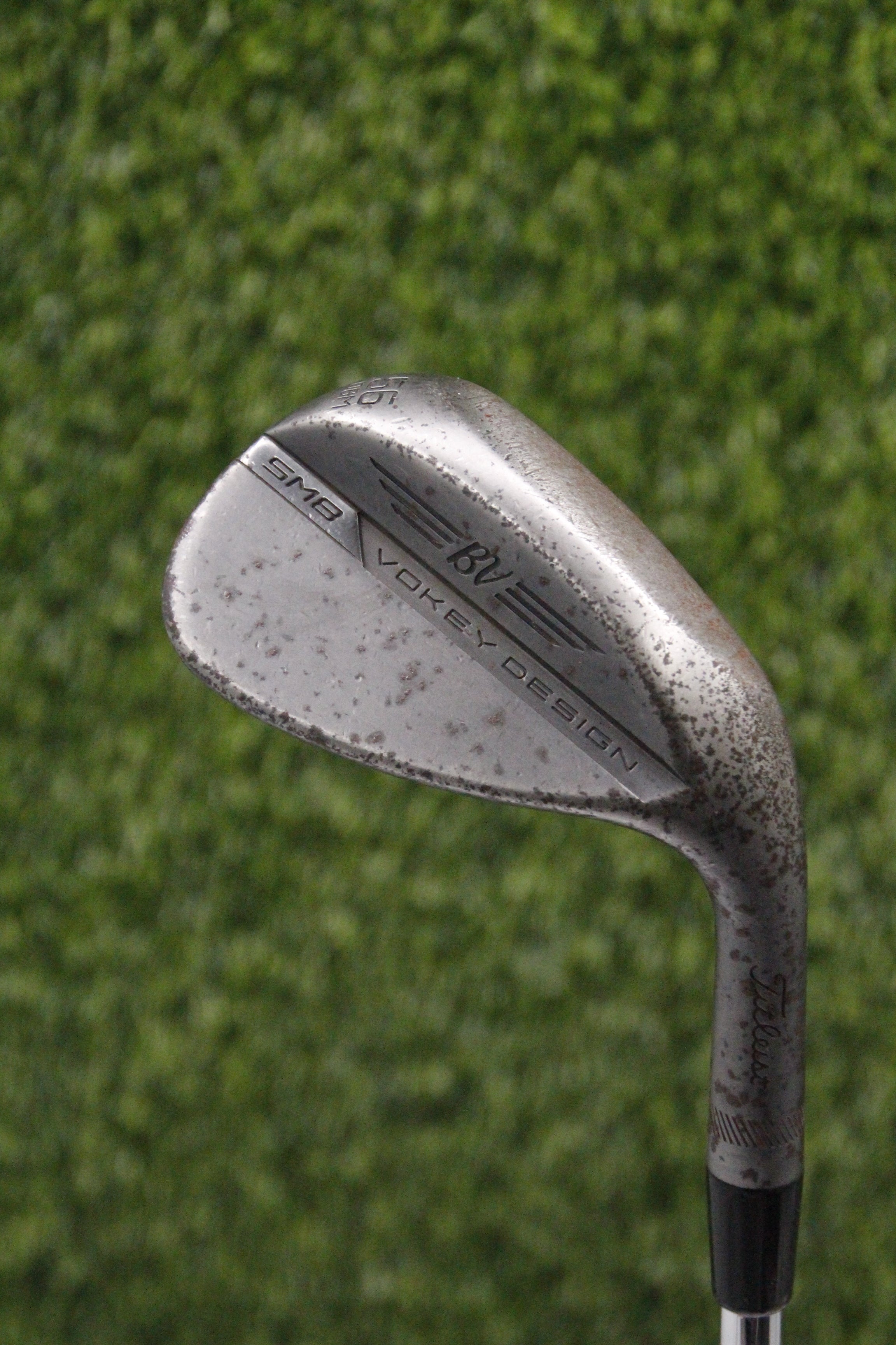 Titleist Vokey SM8 Jet Black 56° SW Wedge Flex 35.5"