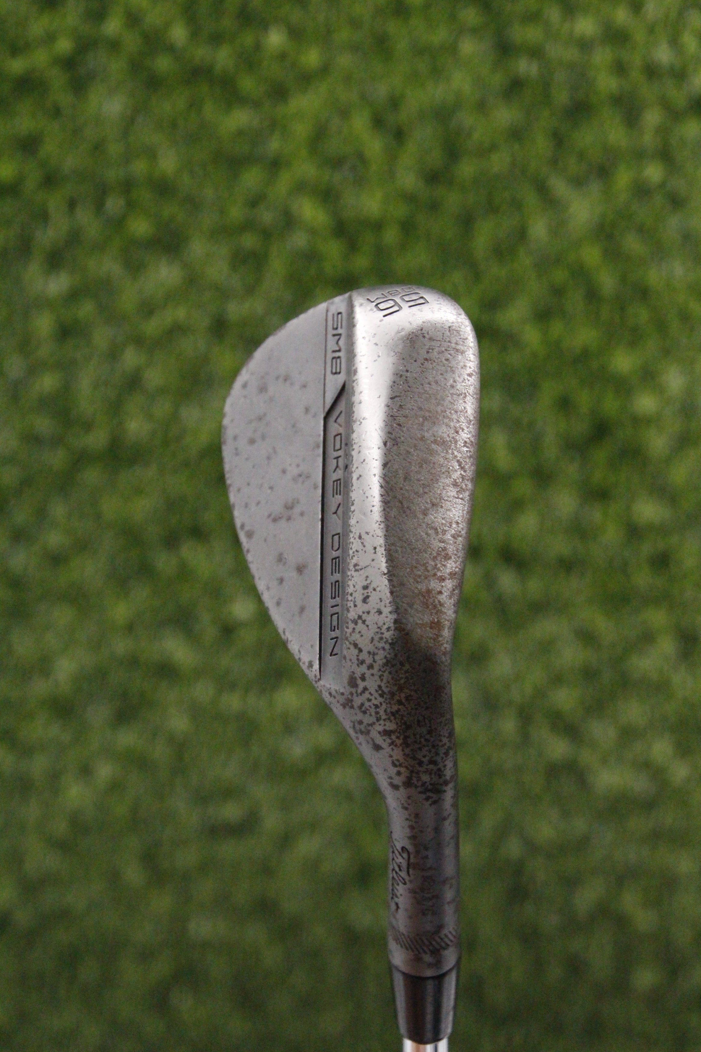 Titleist Vokey SM8 Jet Black 56° SW Wedge Flex 35.5"