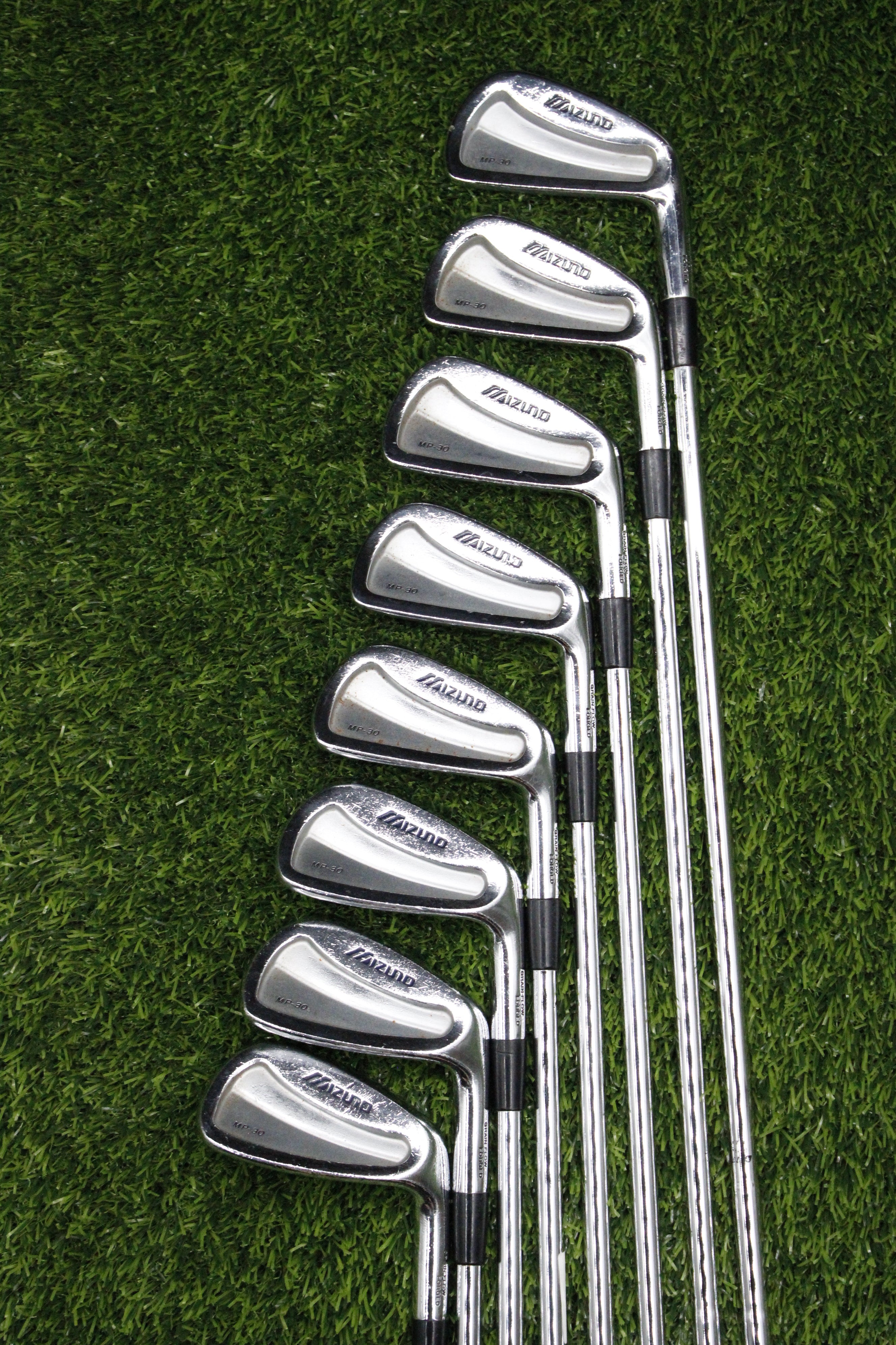 Mizuno MP 30 Iron Set 3-PW R Flex Std Length