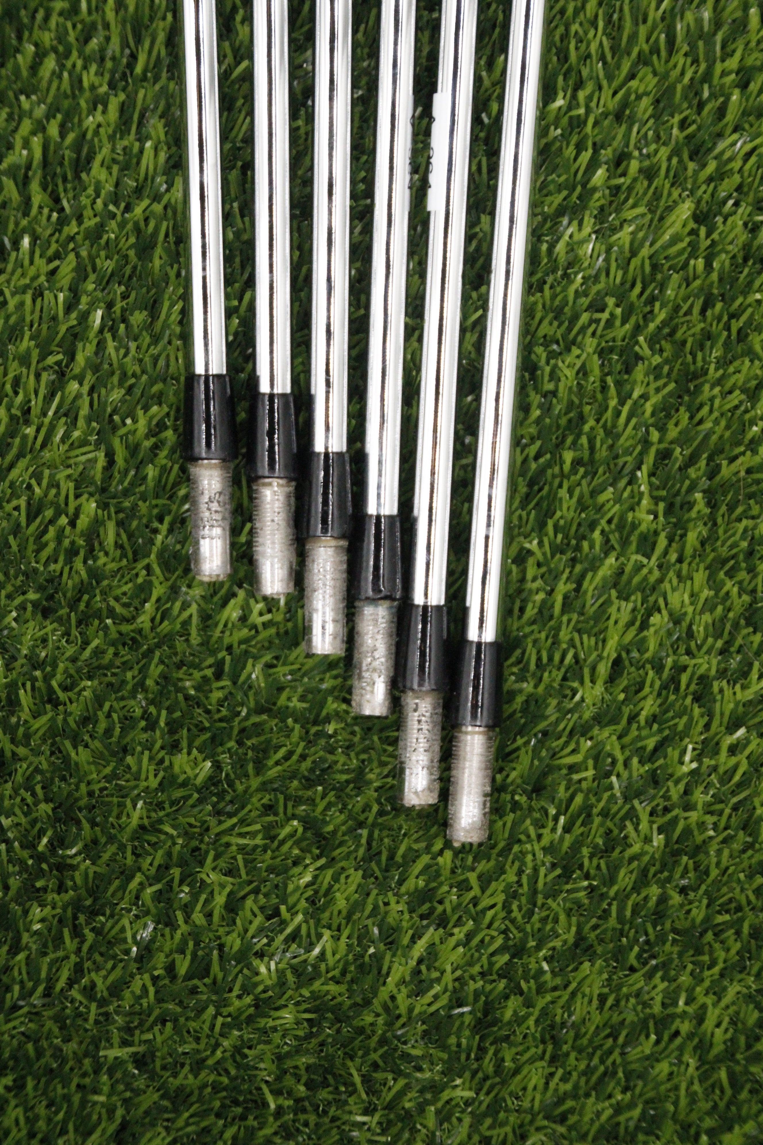 True Temper Dynamic Gold Mid Tour Issue S300 115g Stiff Flex 5-PW Iron Set Steel Shaft .370 Tip Std Length
