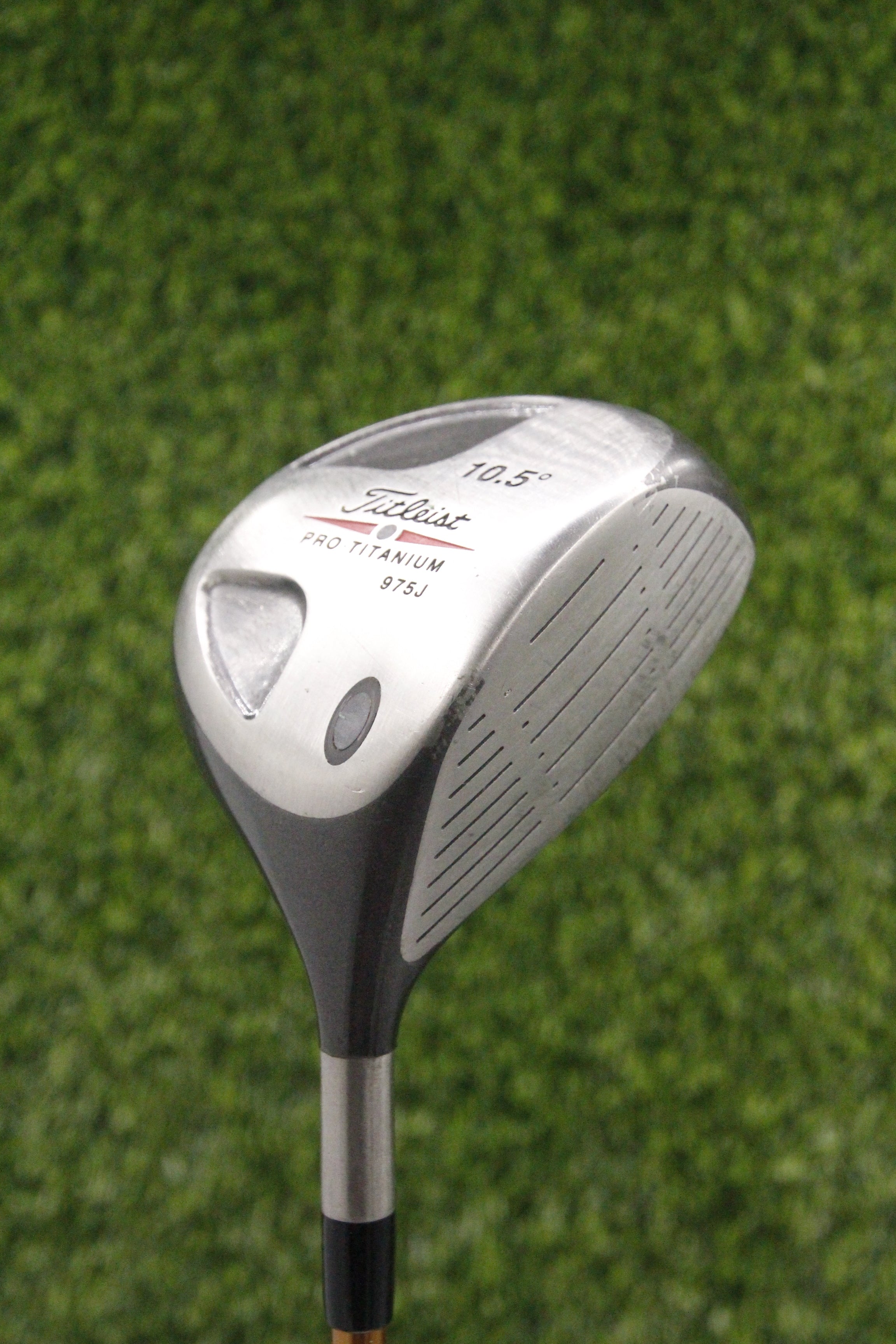 Titleist 975 J 10.5° Driver R Flex 46.25" w/ HC