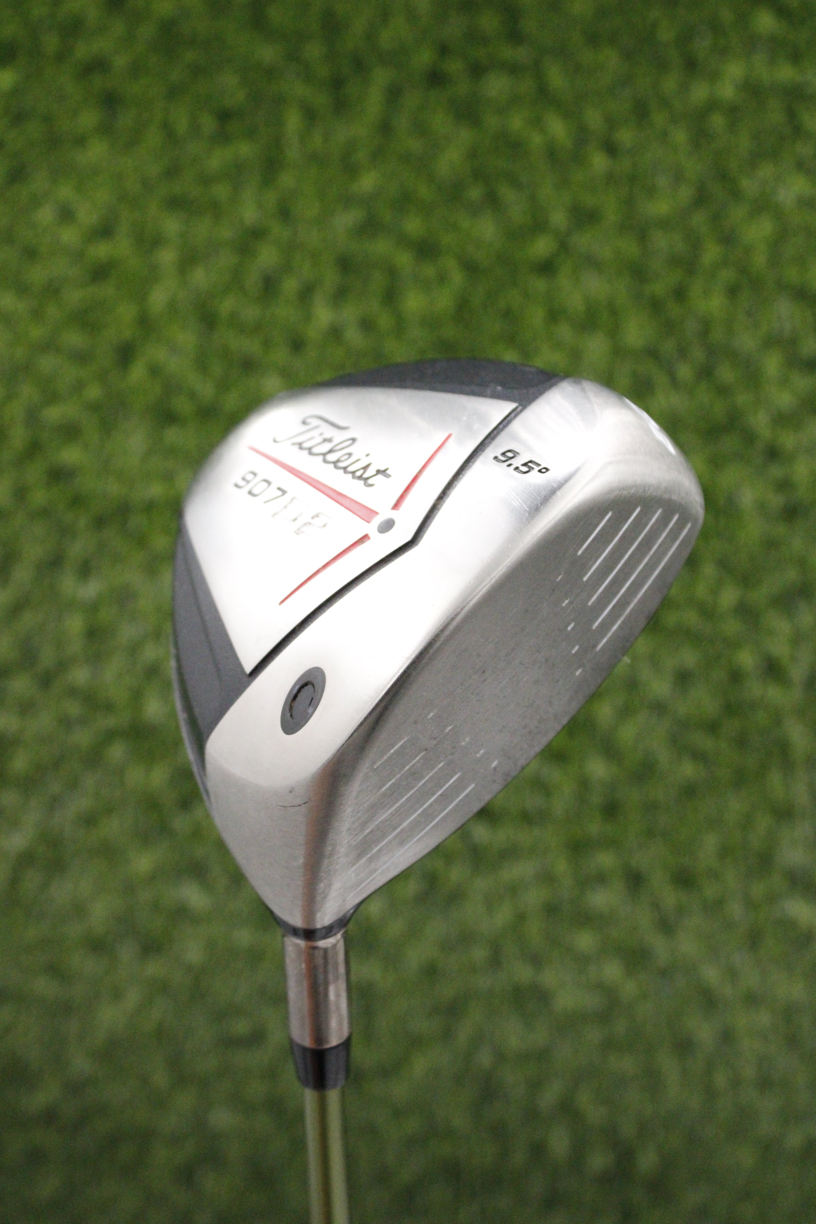 Titleist 907 D2 9.5° Driver S Flex 44.75"