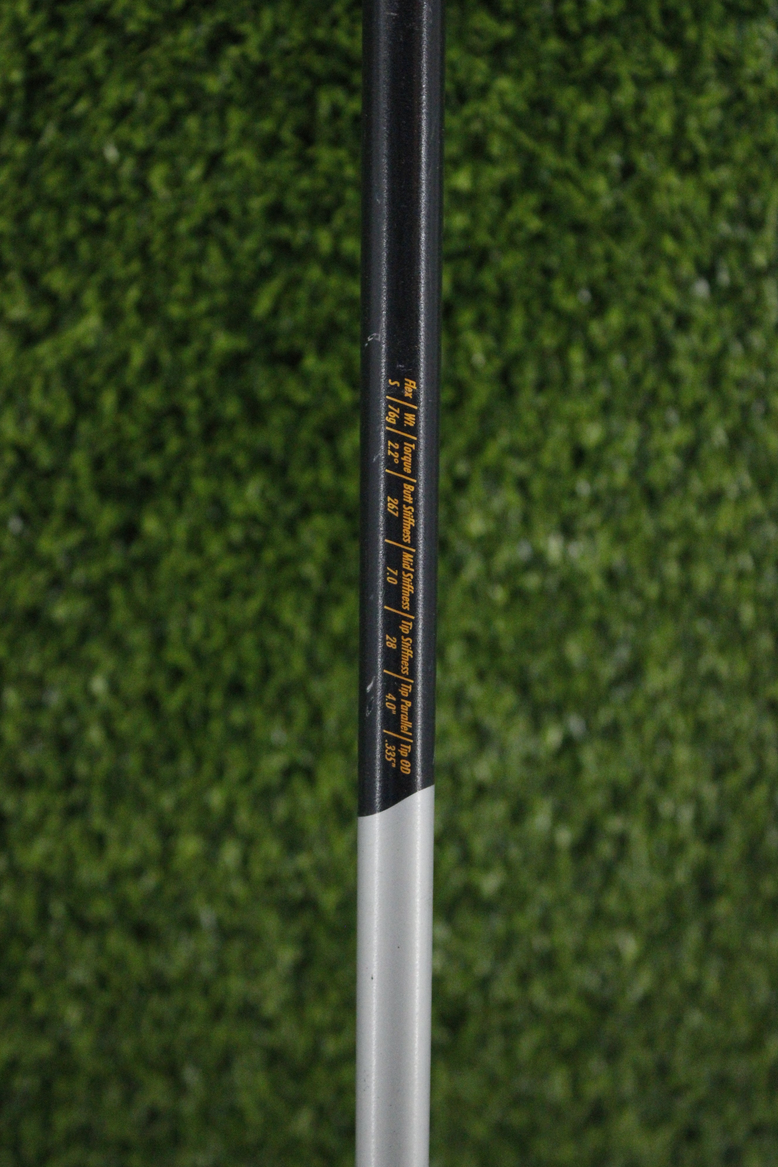 Titleist 907 D2 9.5° Driver S Flex 44.5"