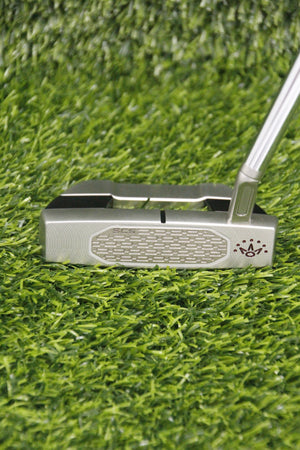 Scotty Cameron 2025 Studio Style Fastback 1.5 Putter 35" w/ HC