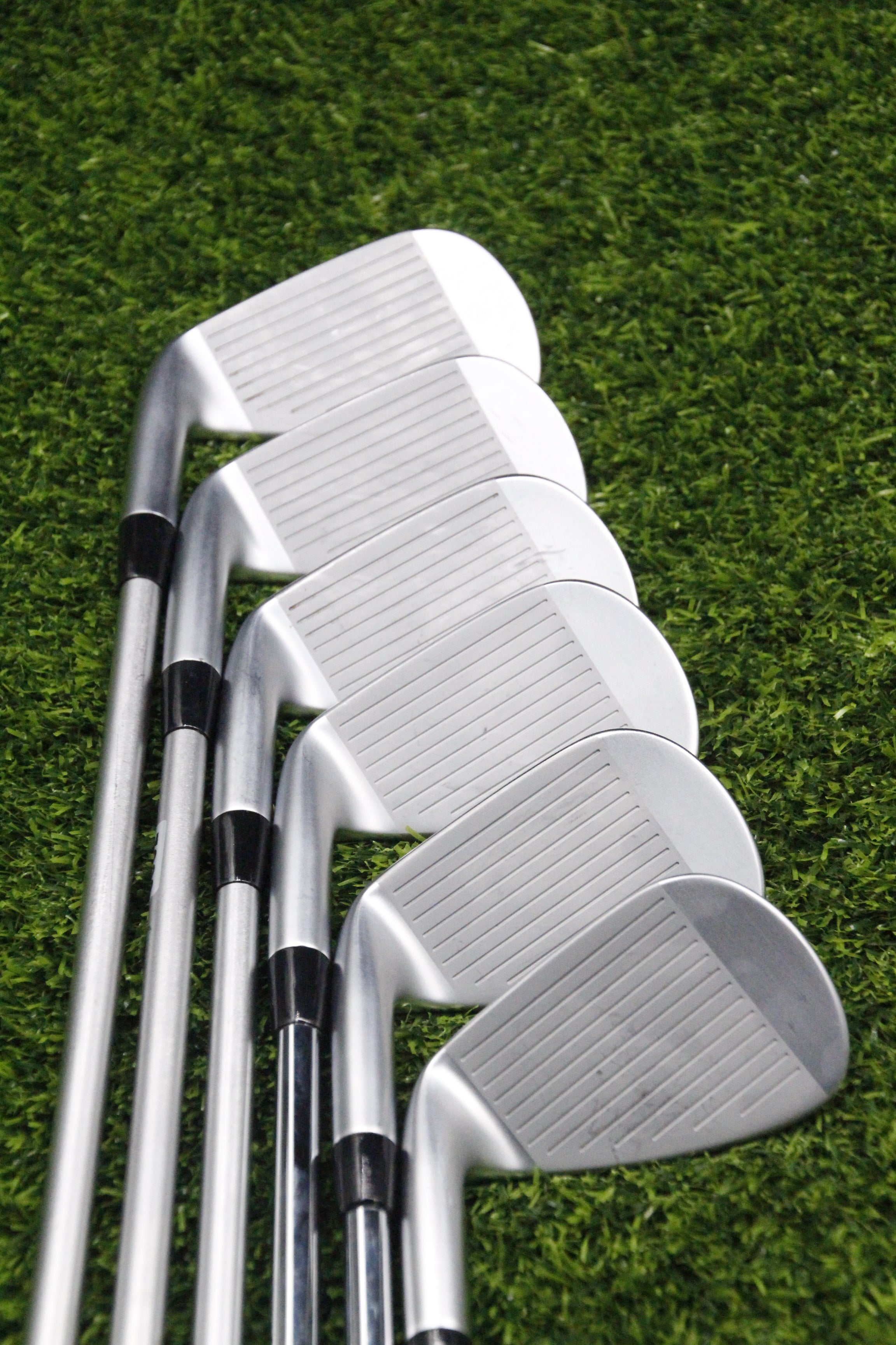 Mizuno JPX 925 Forged Iron Set 6-PW GW R Flex +0.25"