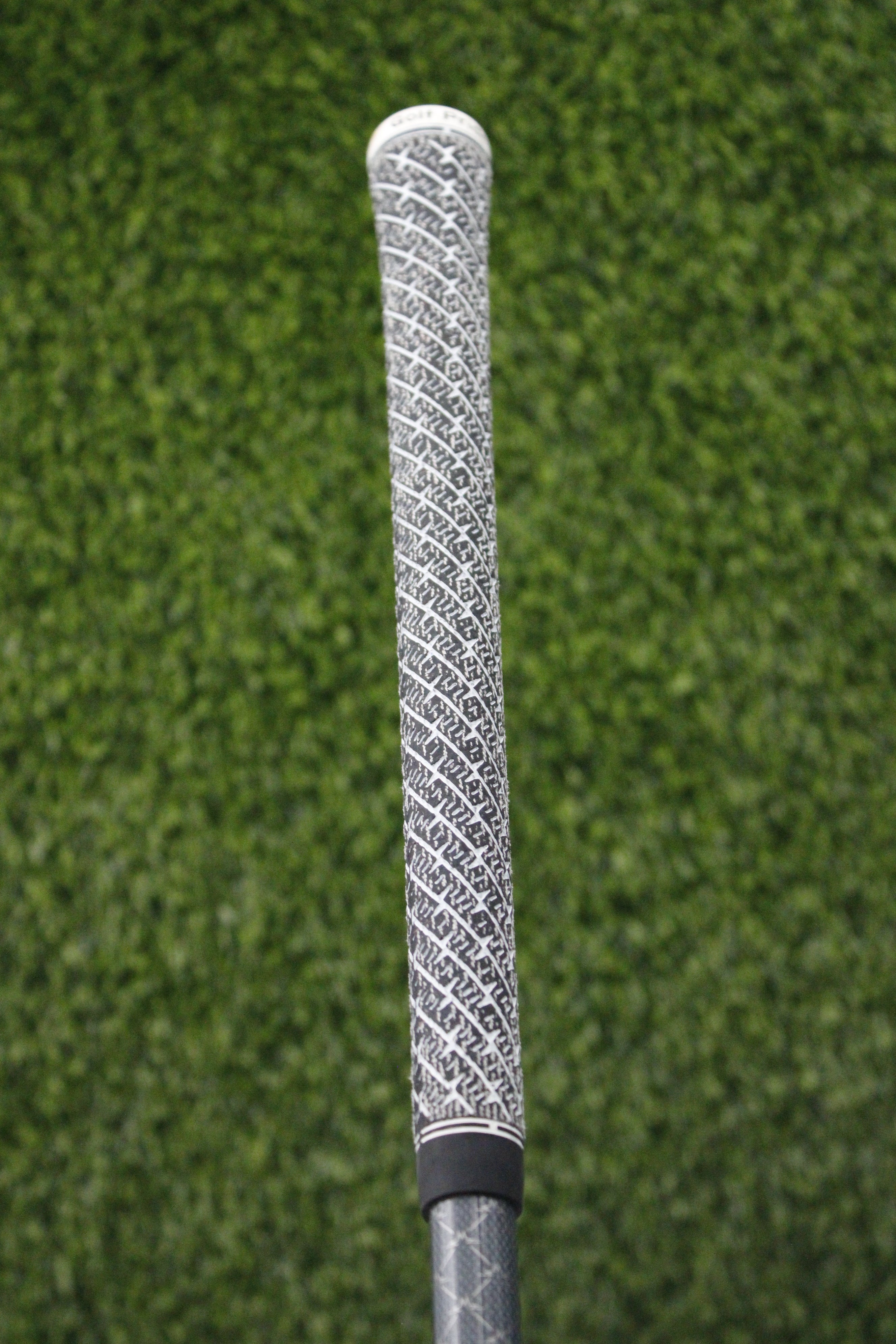 Titleist TSR2 16.5° 3 Wood R Flex 42.5" w/ HC