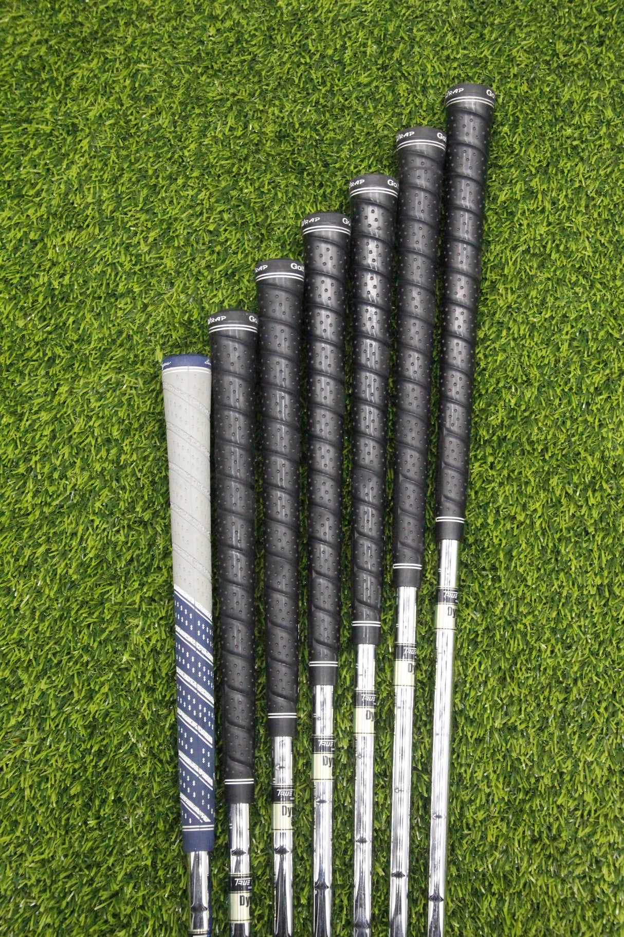 Ben Hogan Edge Forged Iron Set 4-PW R Flex Std
