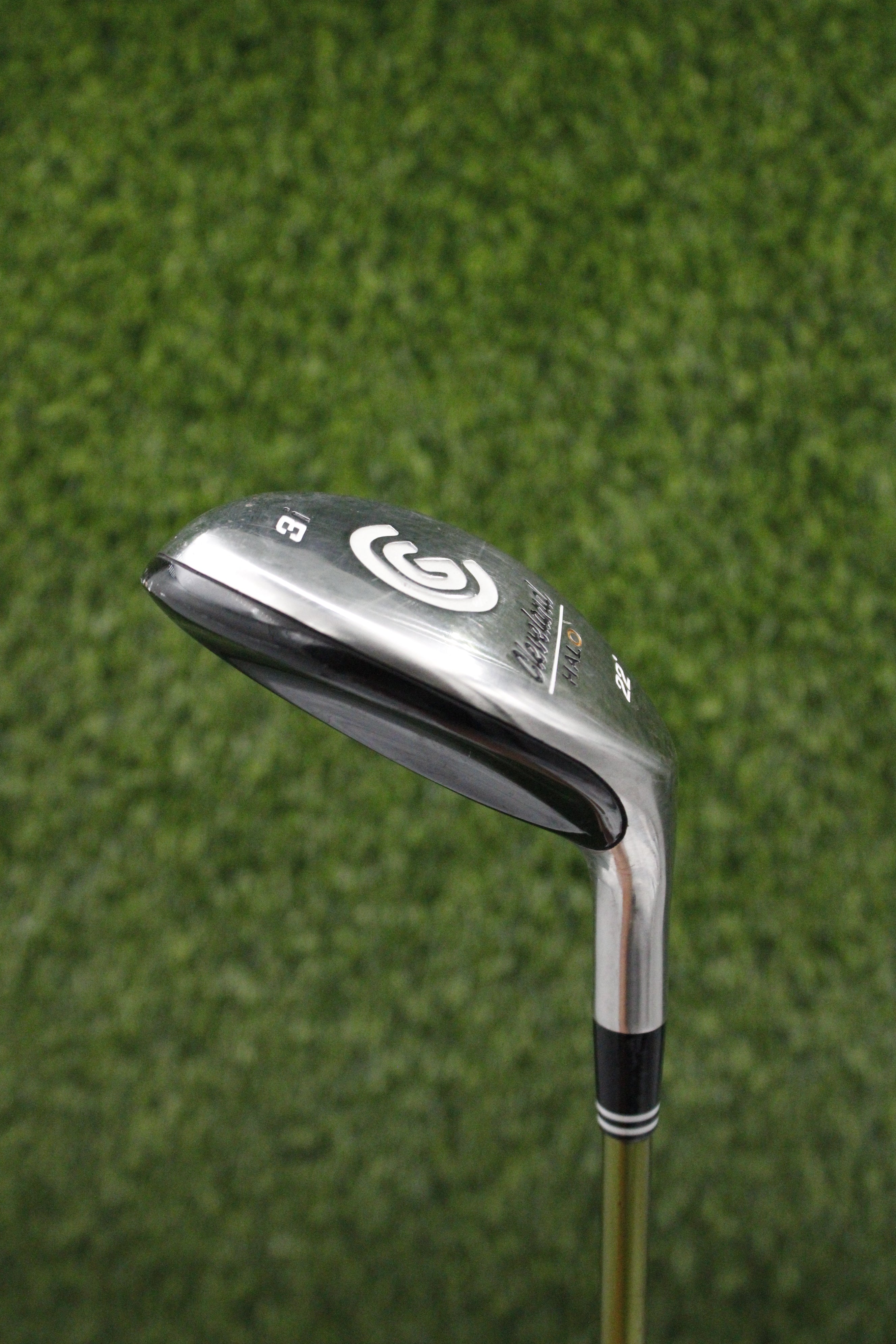 Cleveland Halo 22° 3 Hybrid R Flex 43"