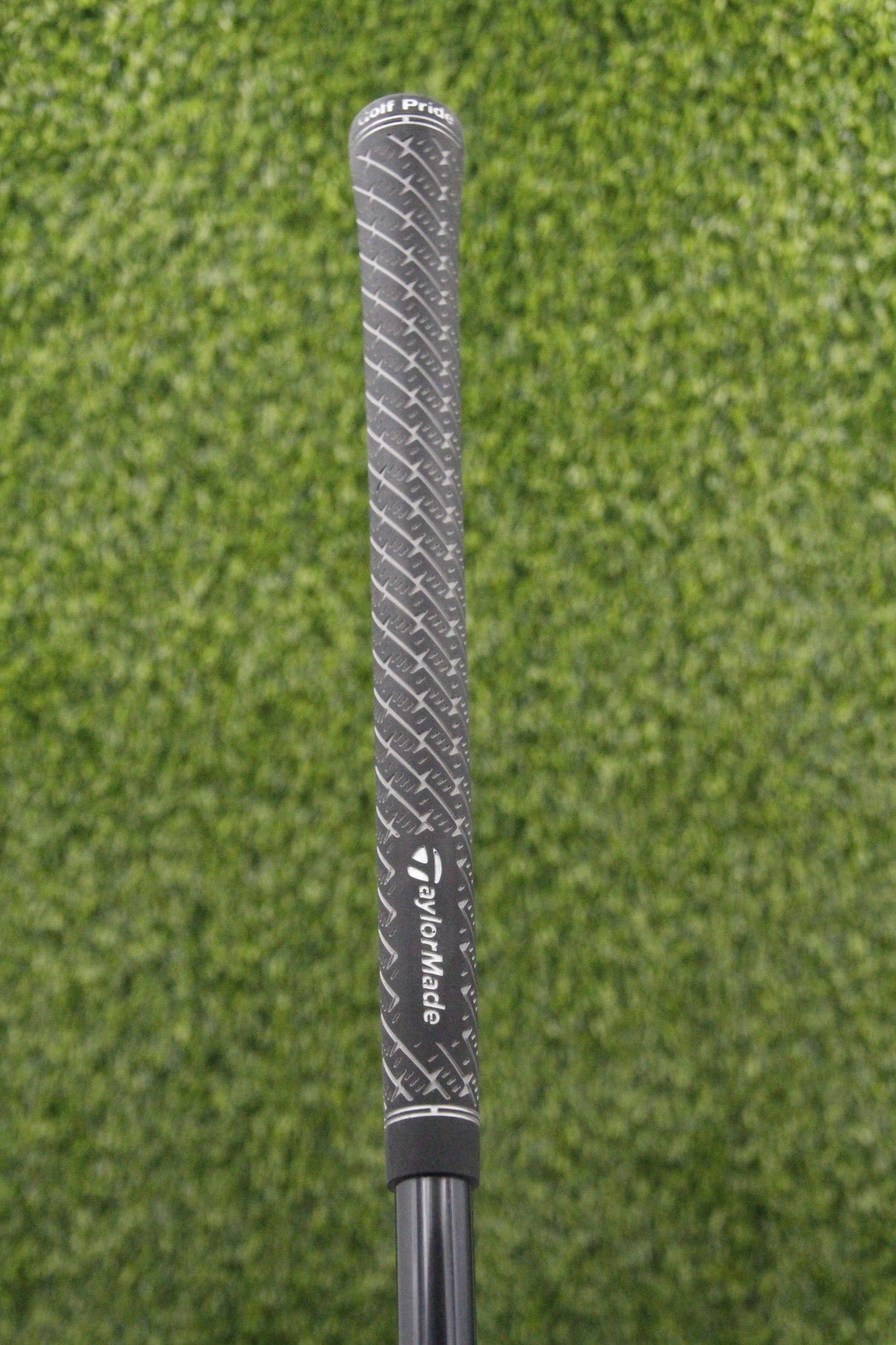 NEW TaylorMade Qi35 9° Driver S Flex 46"