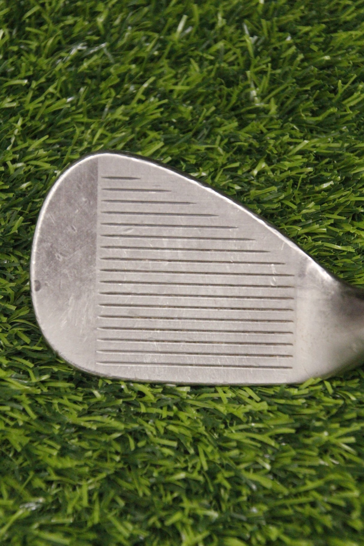 Titleist Vokey SM7 Brushed Steel 54° SW Wedge Flex 35.25"