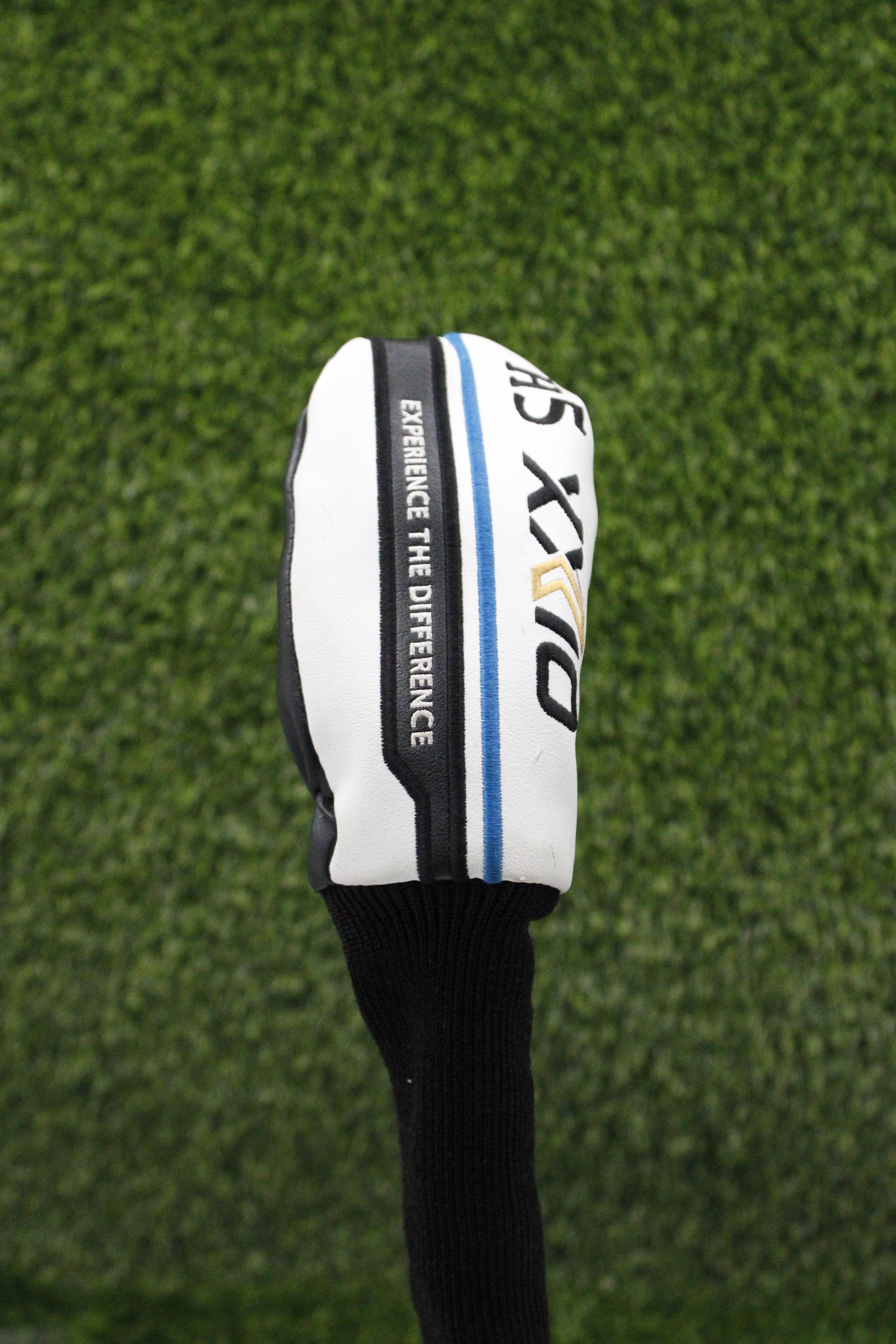 XXIO 12 23° 5 Hybrid R Flex 39.5" w/ HC